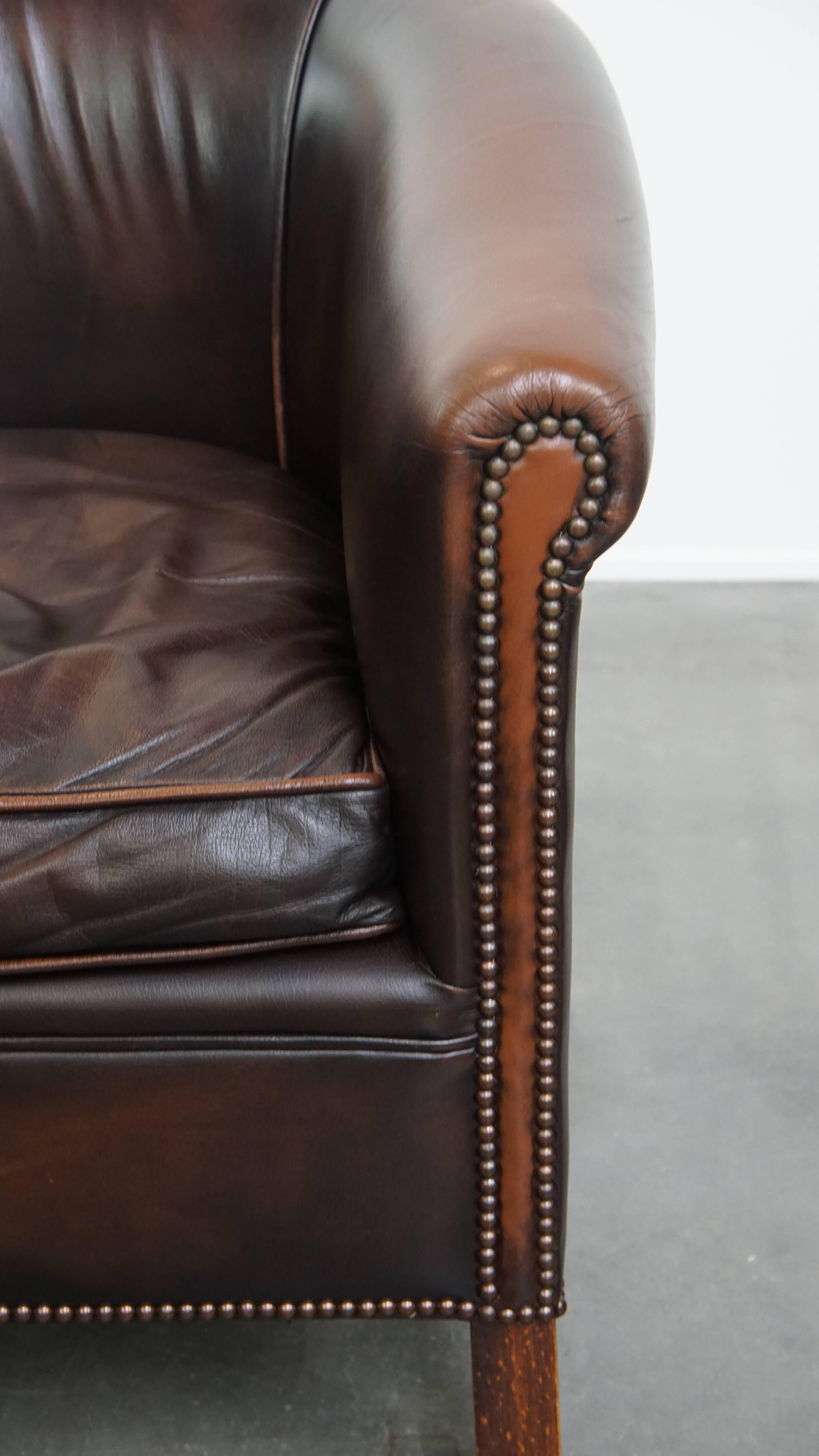 Fauteuil club en cuir de vachette de style anglais en vente 2