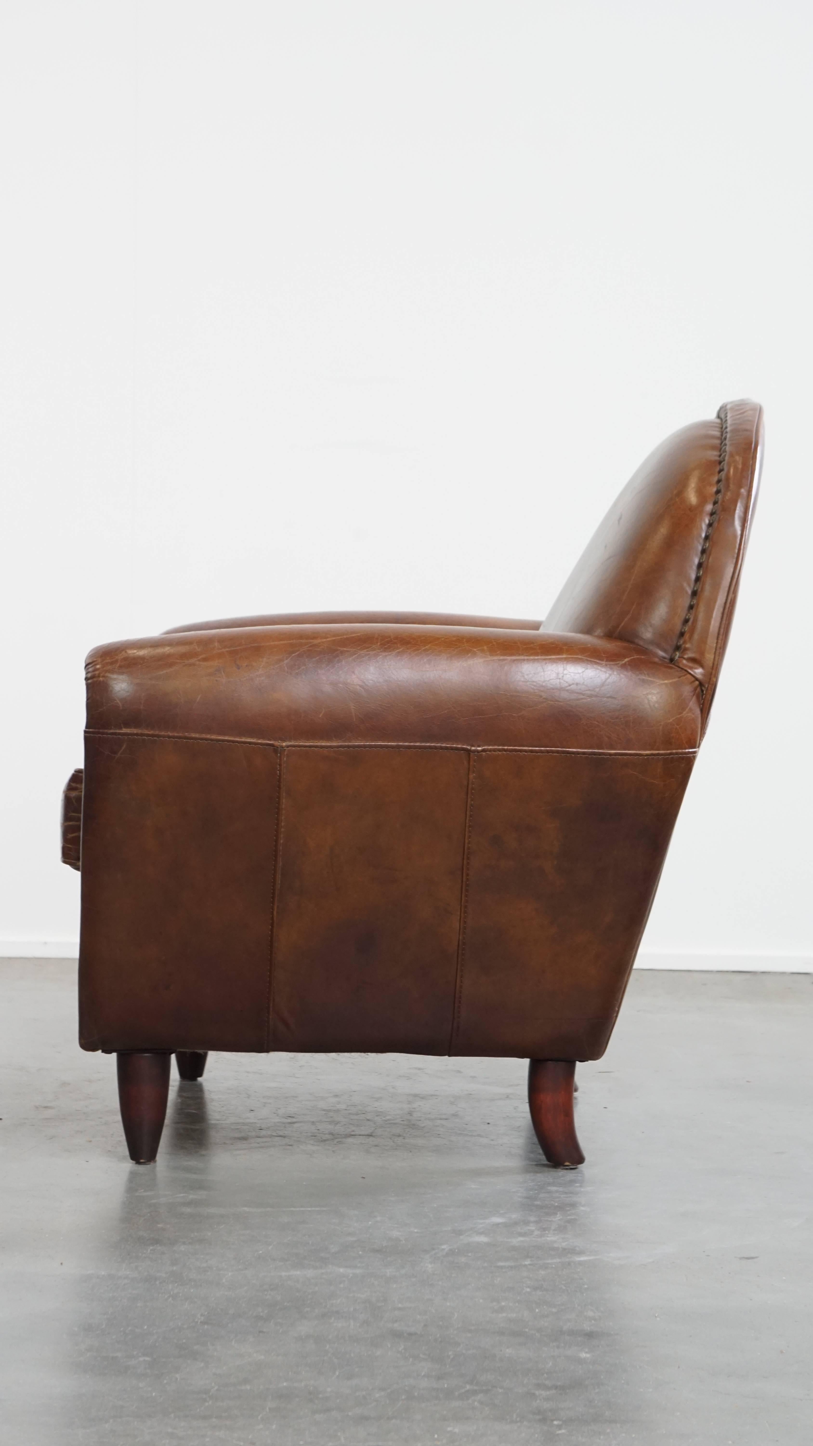 Sillón de diseño en piel de vaca con formas redondeadas en Bueno estado para la venta en Harderwijk, NL