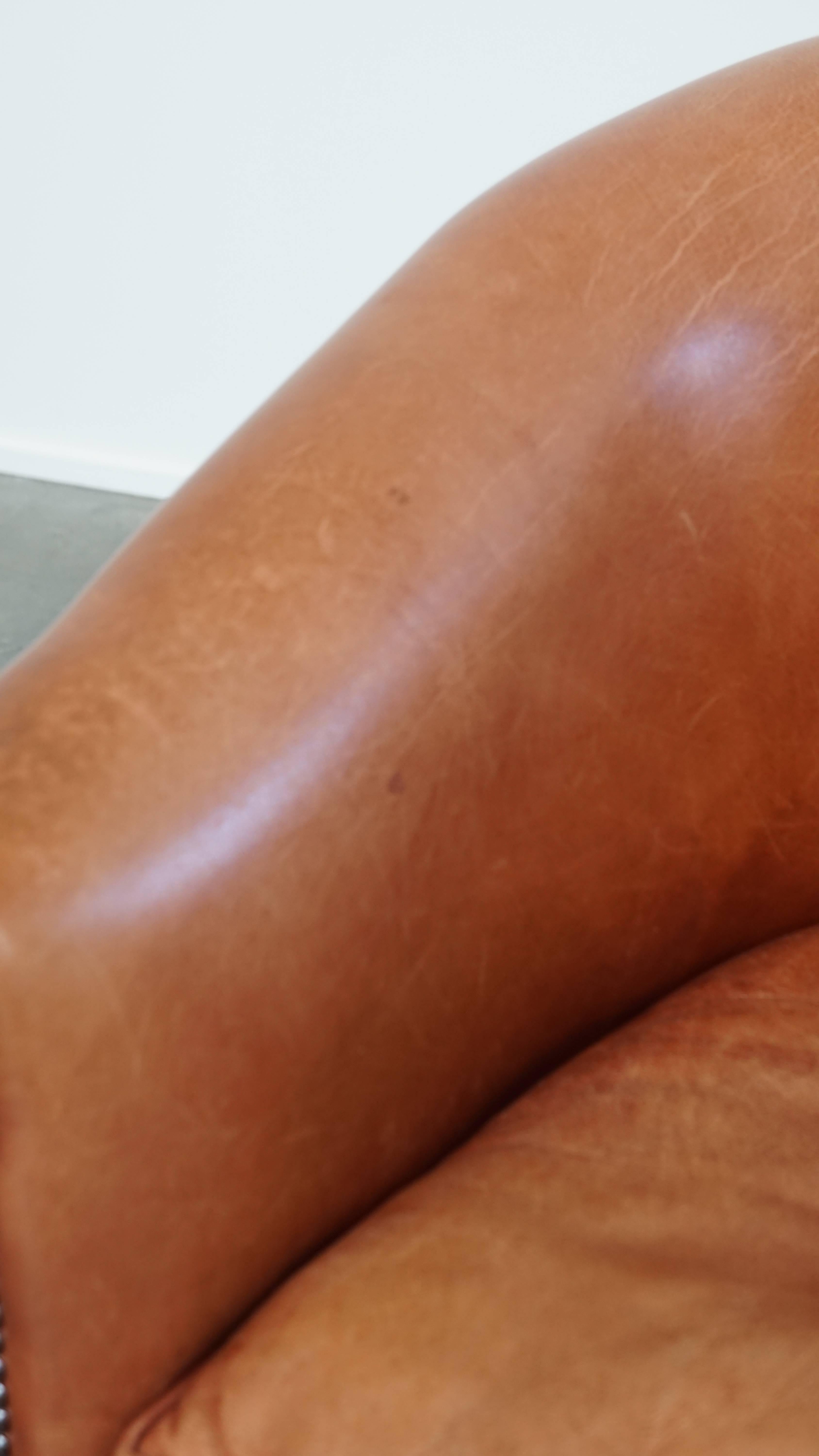 Sedia Club all'inglese in pelle di vacchetta in colore cognac chiaro in vendita 5