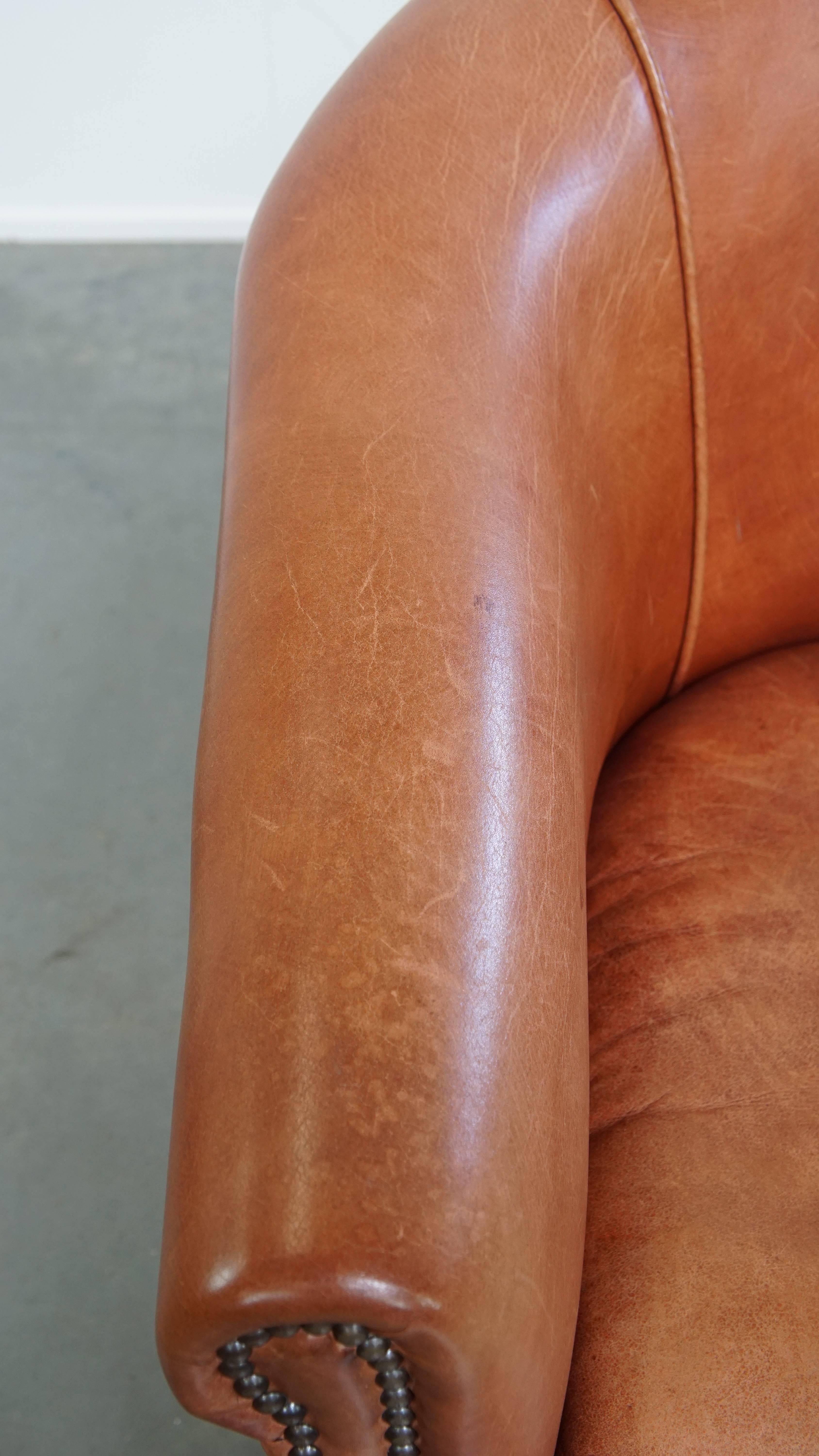 Vacchetta Sedia Club all'inglese in pelle di vacchetta in colore cognac chiaro in vendita