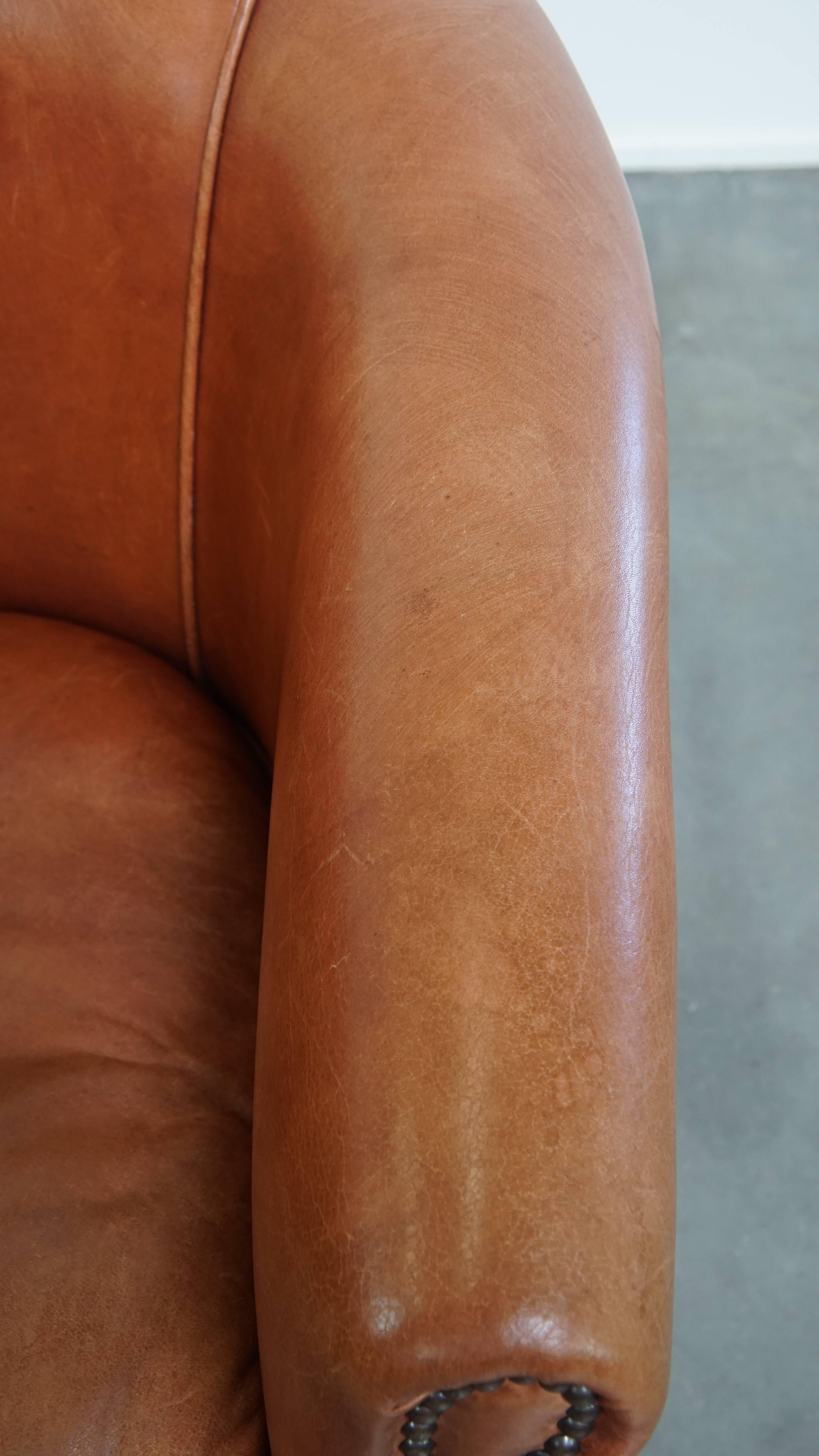 Sedia Club all'inglese in pelle di vacchetta in colore cognac chiaro in vendita 1