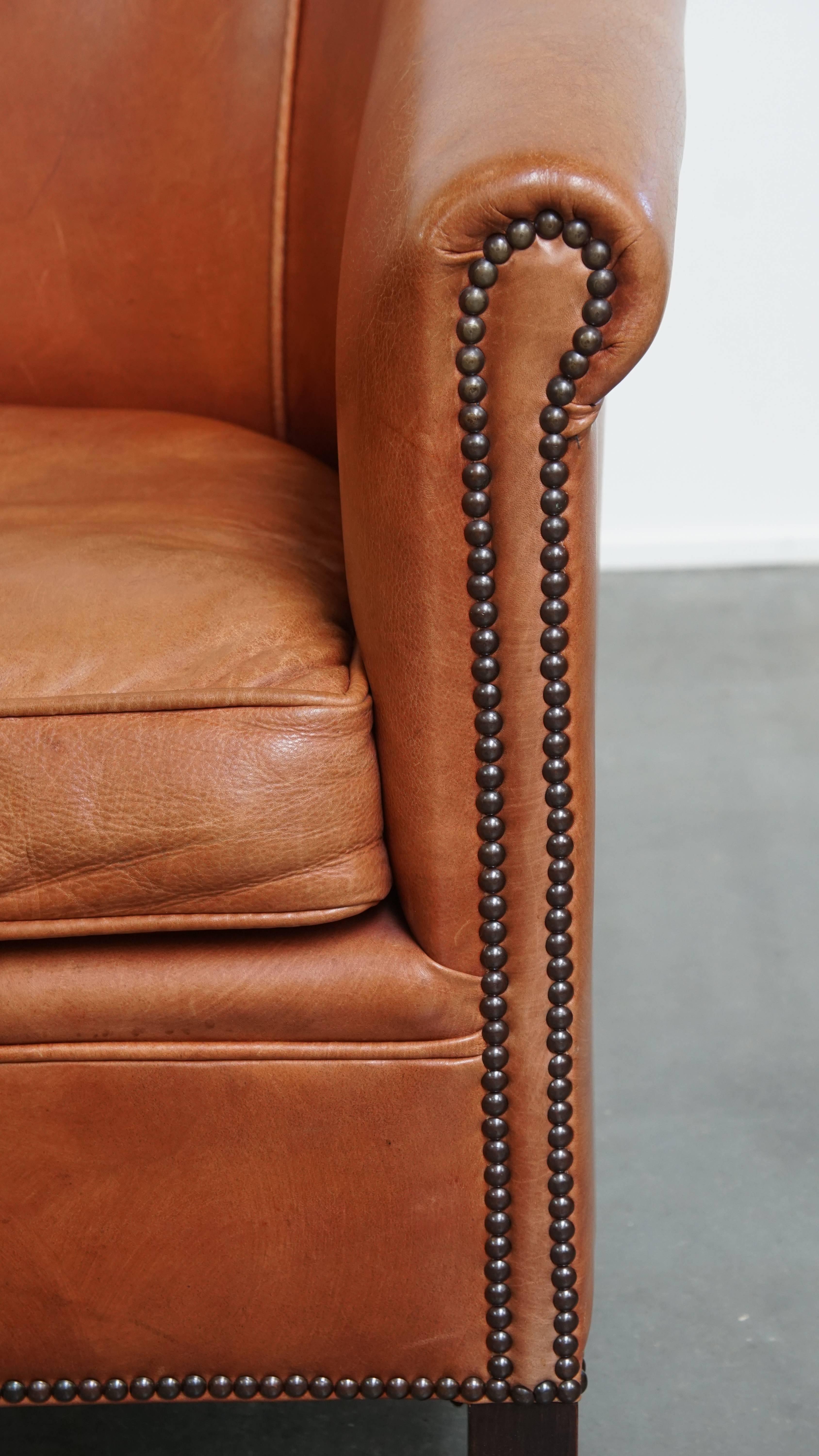 Sedia Club all'inglese in pelle di vacchetta in colore cognac chiaro in vendita 2
