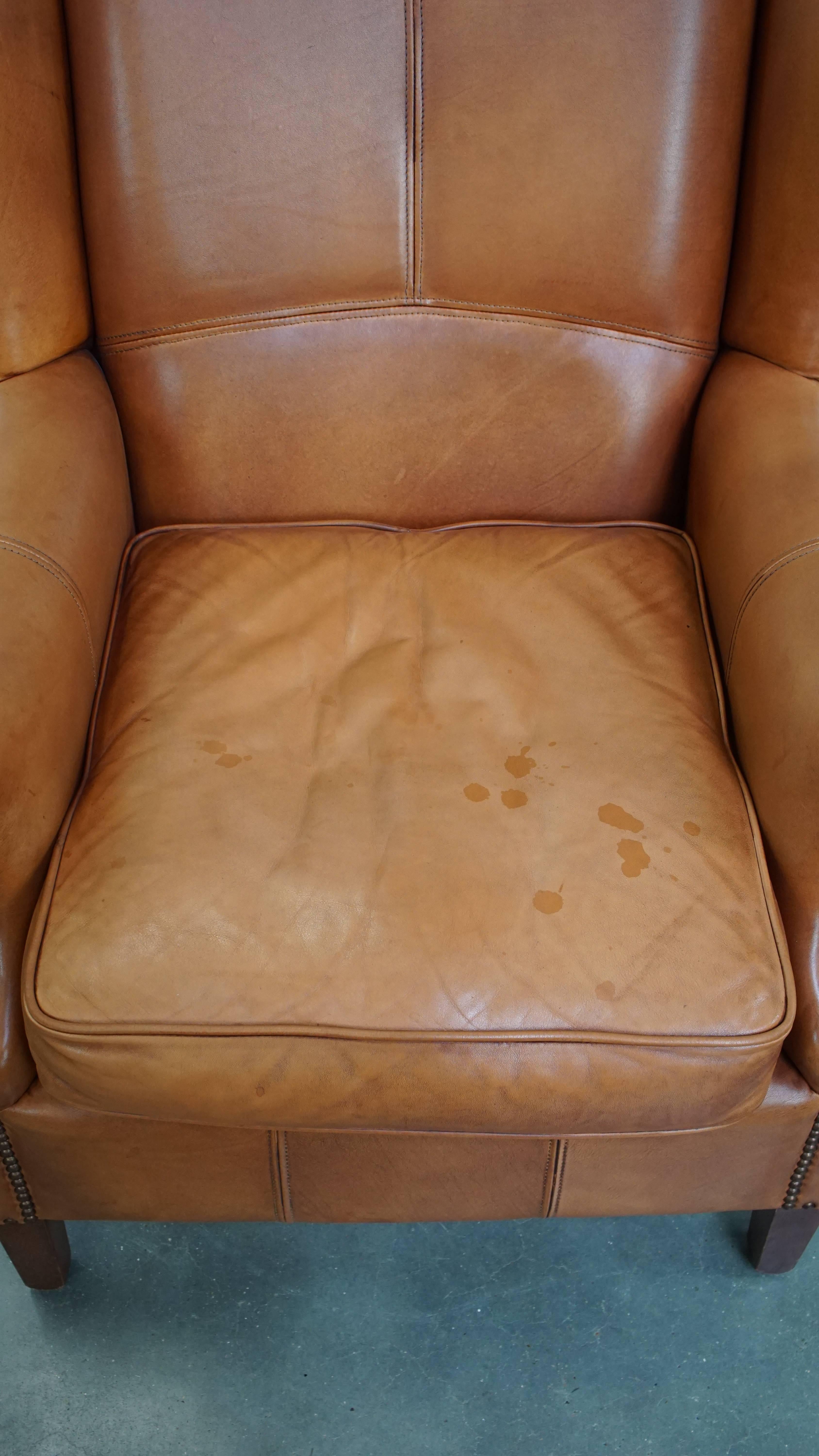 XXI secolo e contemporaneo Poltrona wingback in pelle di vacchetta in vendita