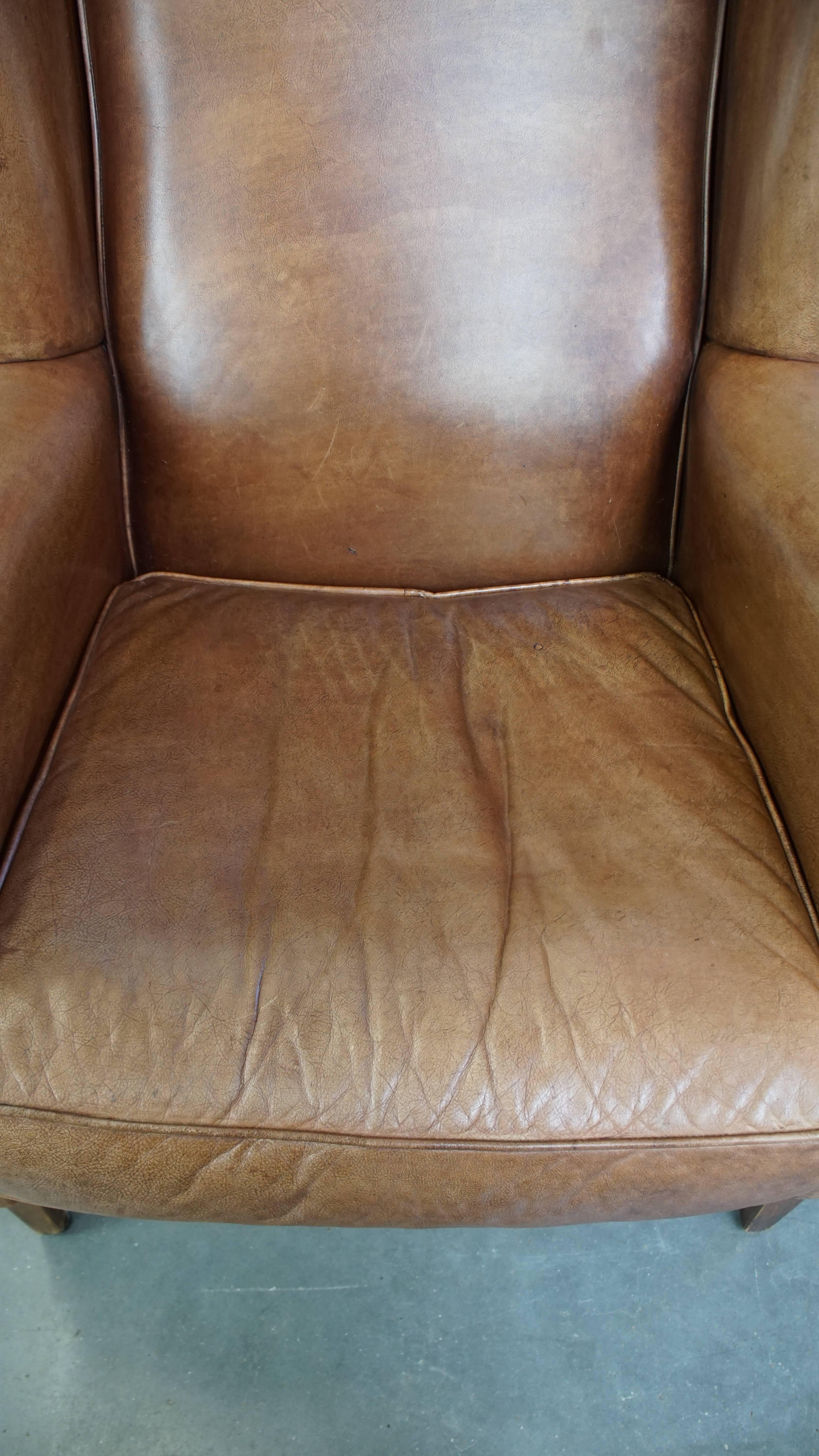 Cowhide Leder Ohrensessel in Light Cognac Farbe (20. Jahrhundert) im Angebot