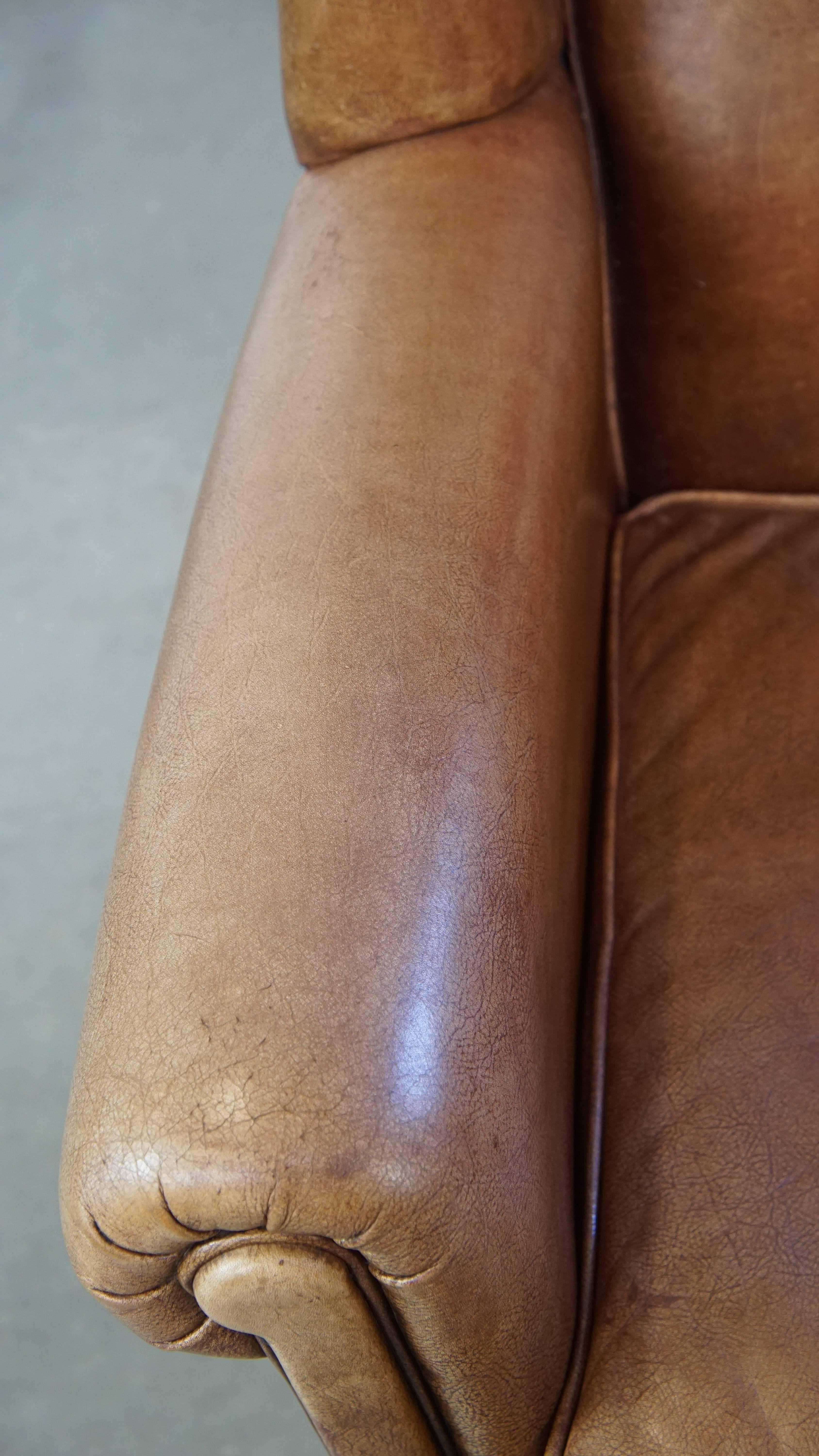 Cowhide Leder Ohrensessel in Light Cognac Farbe (Rindsleder) im Angebot