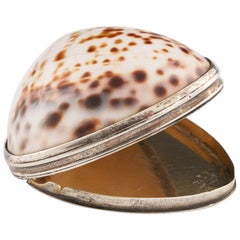 Tabatière Cowrie c1820