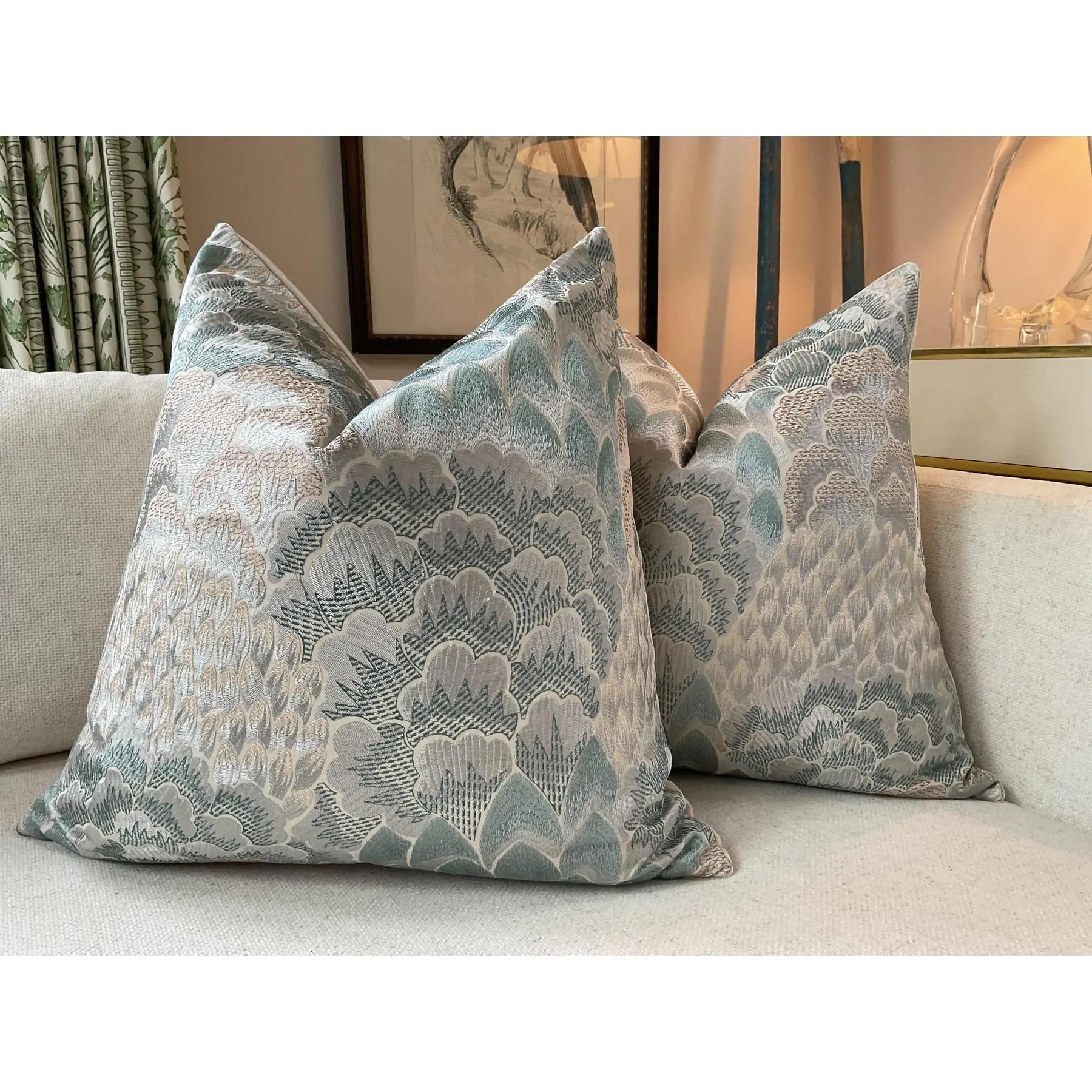 Cowtan and Tout does it again in a stunning shade of rich ssaqua and ivory; 