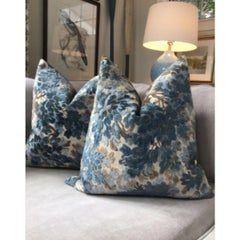 Cuscino Cowtan and Tout "Walden" in Delft con imbottitura in piuma d'oca da 16 pollici