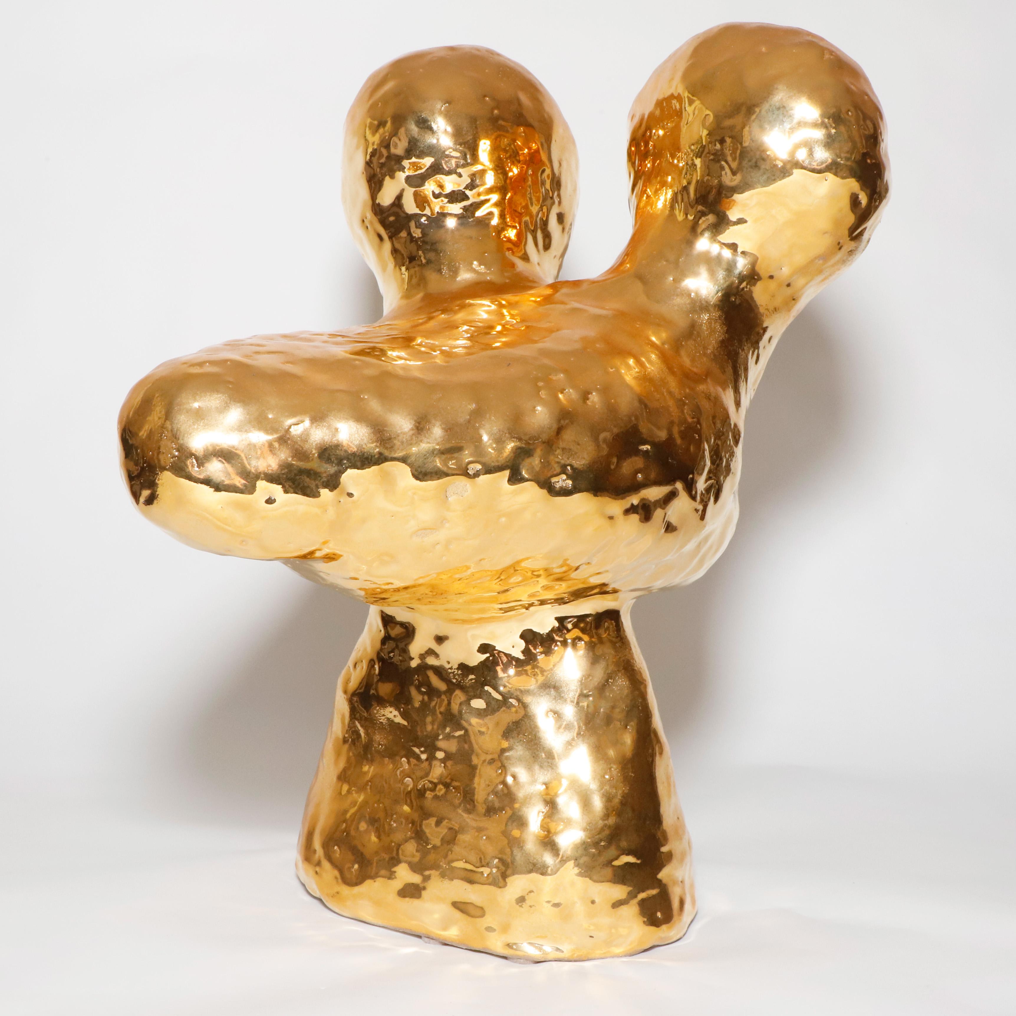 „Coyotenaut“ 2017 Skulptur aus Keramik und 24-karätigem Gold von Jasmin Anoschkin im Angebot 3