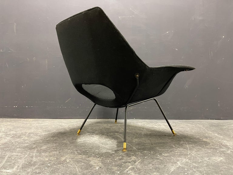 Cozy and elegant augusto bozzi armchair - model golden For Sale 5