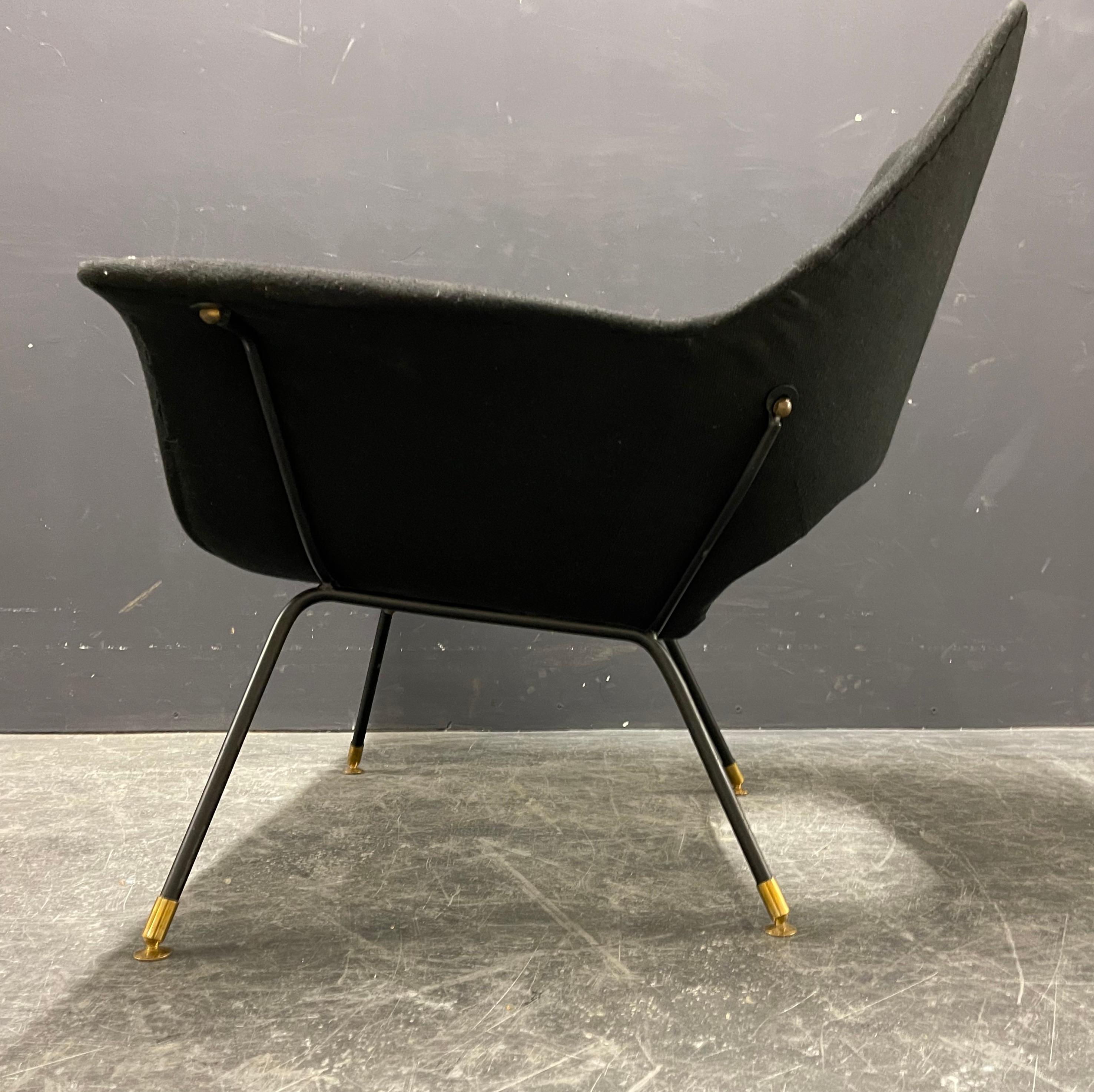 Cozy and elegant augusto bozzi armchair - model golden For Sale 8
