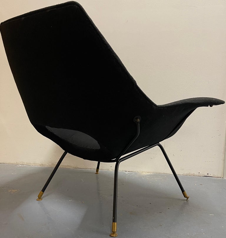 Metal Cozy and elegant augusto bozzi armchair - model golden For Sale
