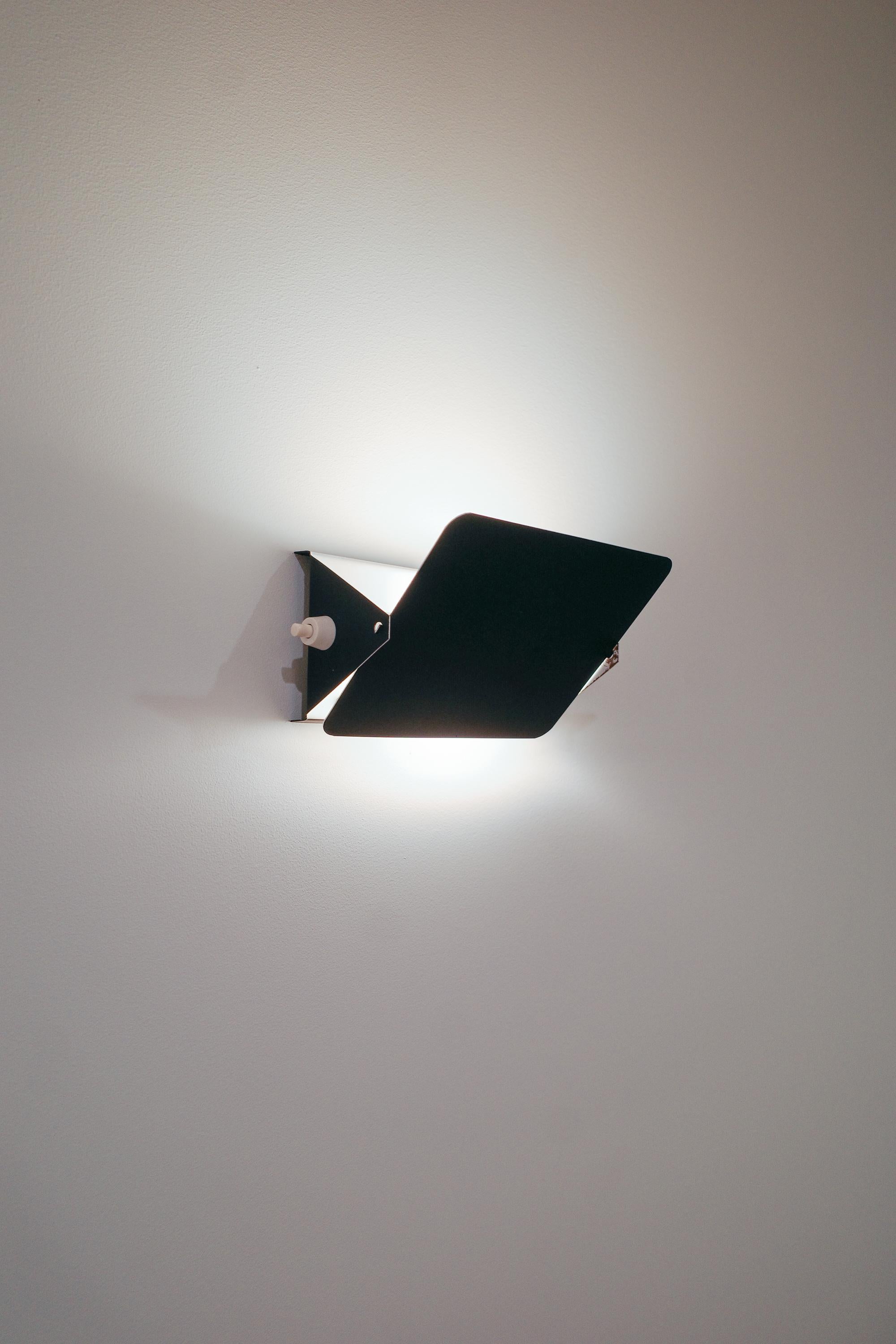 CP-1 Applique (paire) par Charlotte Perriand en vente 6