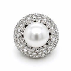 CPCCKTAIL RING Platinum 14.95mm South Sea Pearl & 13.80 Ct European-Cut Diamonds