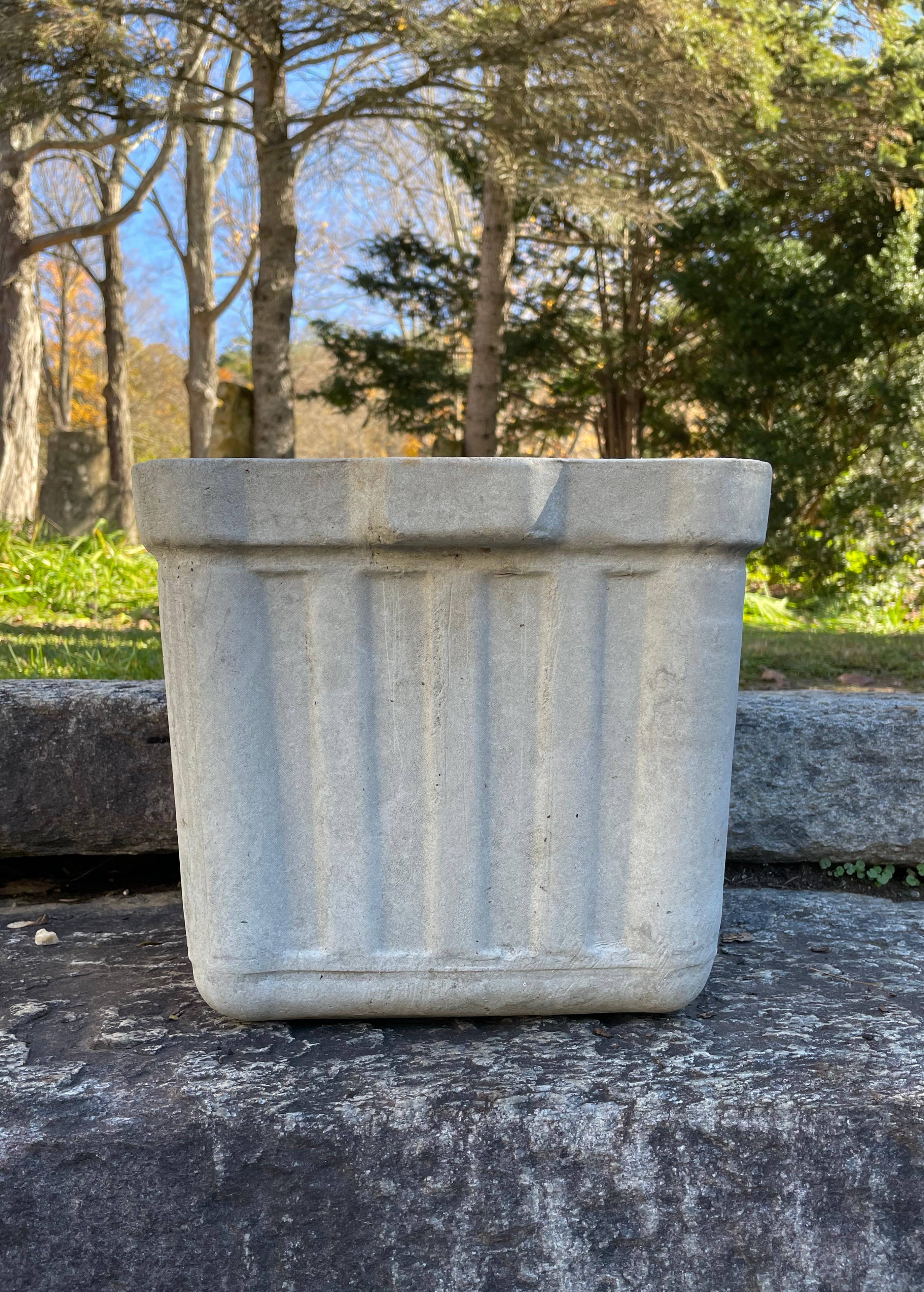Designed by the iconic Willy Guhl in the 1960s and made of strong and lightweight fiber cement by Eternit, SA of Switzerland, this small square planter has a natural unpainted patina and is in excellent condition. Plant it up with low mounded moss
