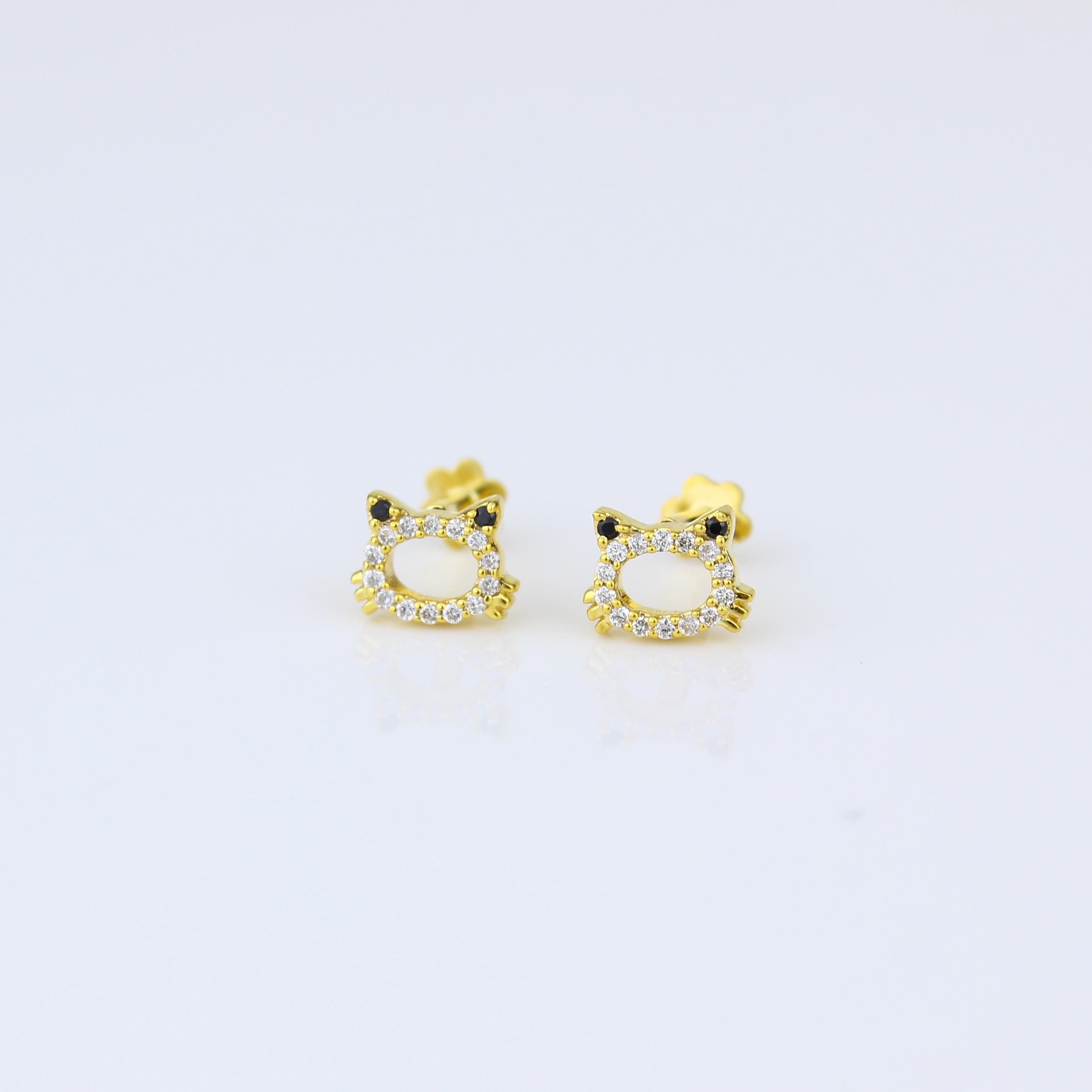 Art Deco Crab Diamond Earrings for Girls (Kids/Toddlers) in 18K Solid Gold For Sale