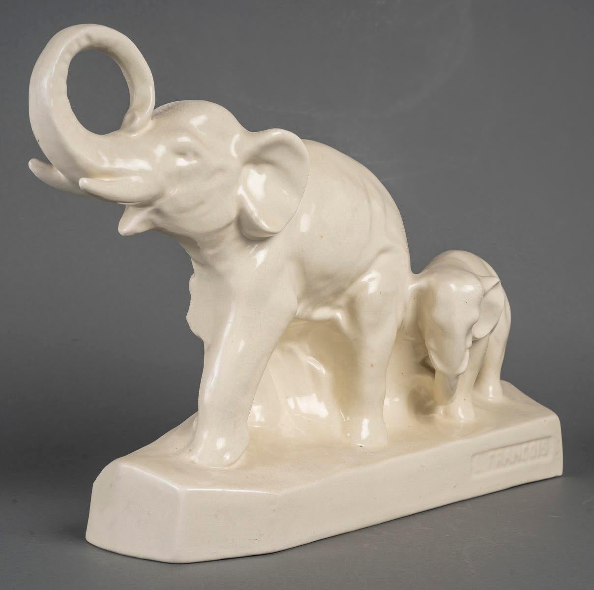 Art déco Sculpture en faïence craquelée, signée LEFRANCOIS, vers 1930. en vente