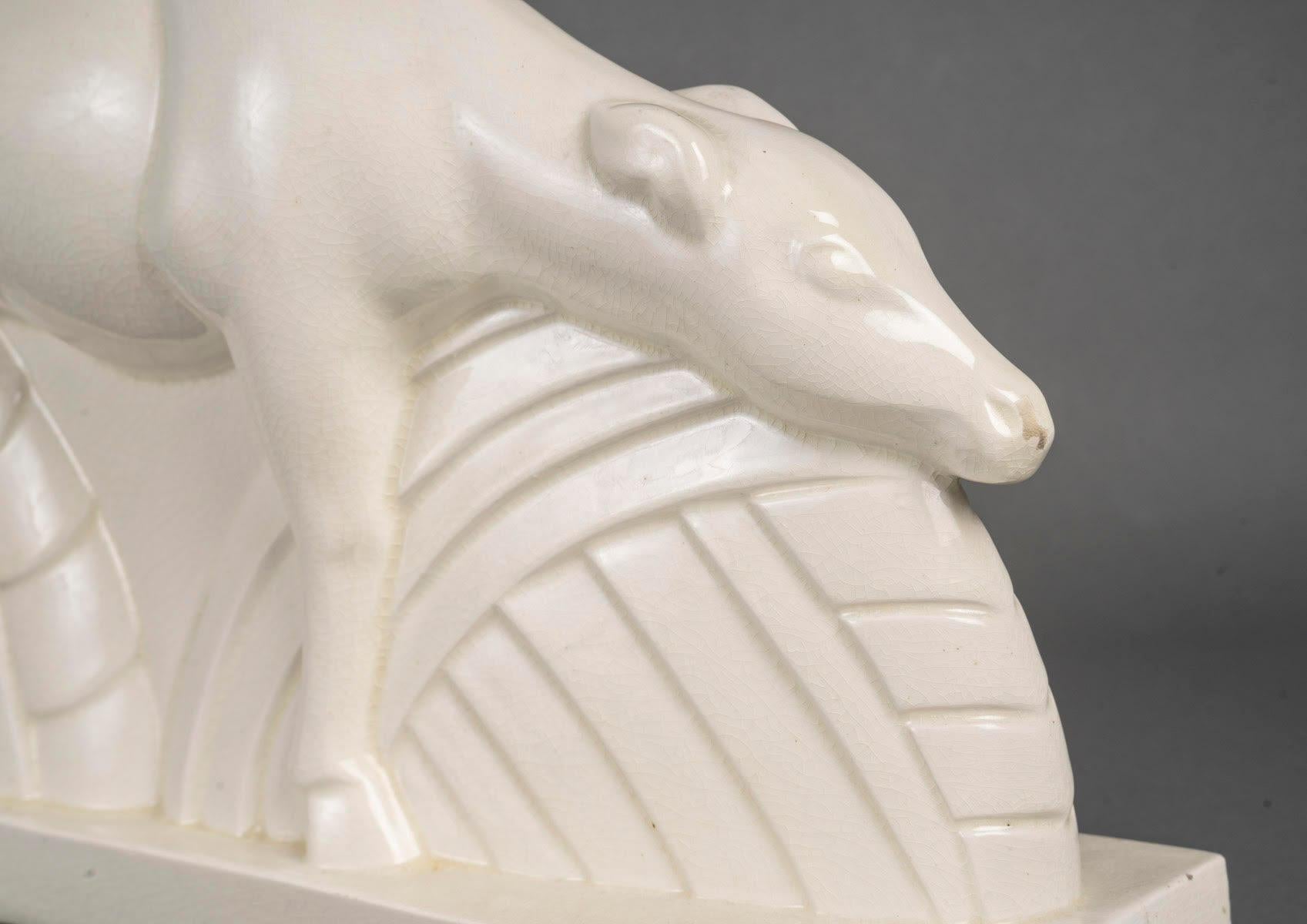 Escultura de barro agrietado, firmada LEMANCEAU, sello Saint Clement, circa 1930 Francés en venta