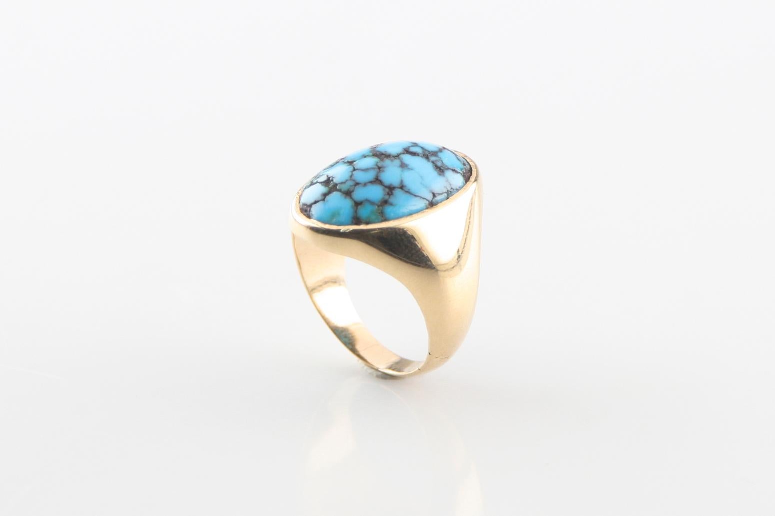 gold ring cracked
