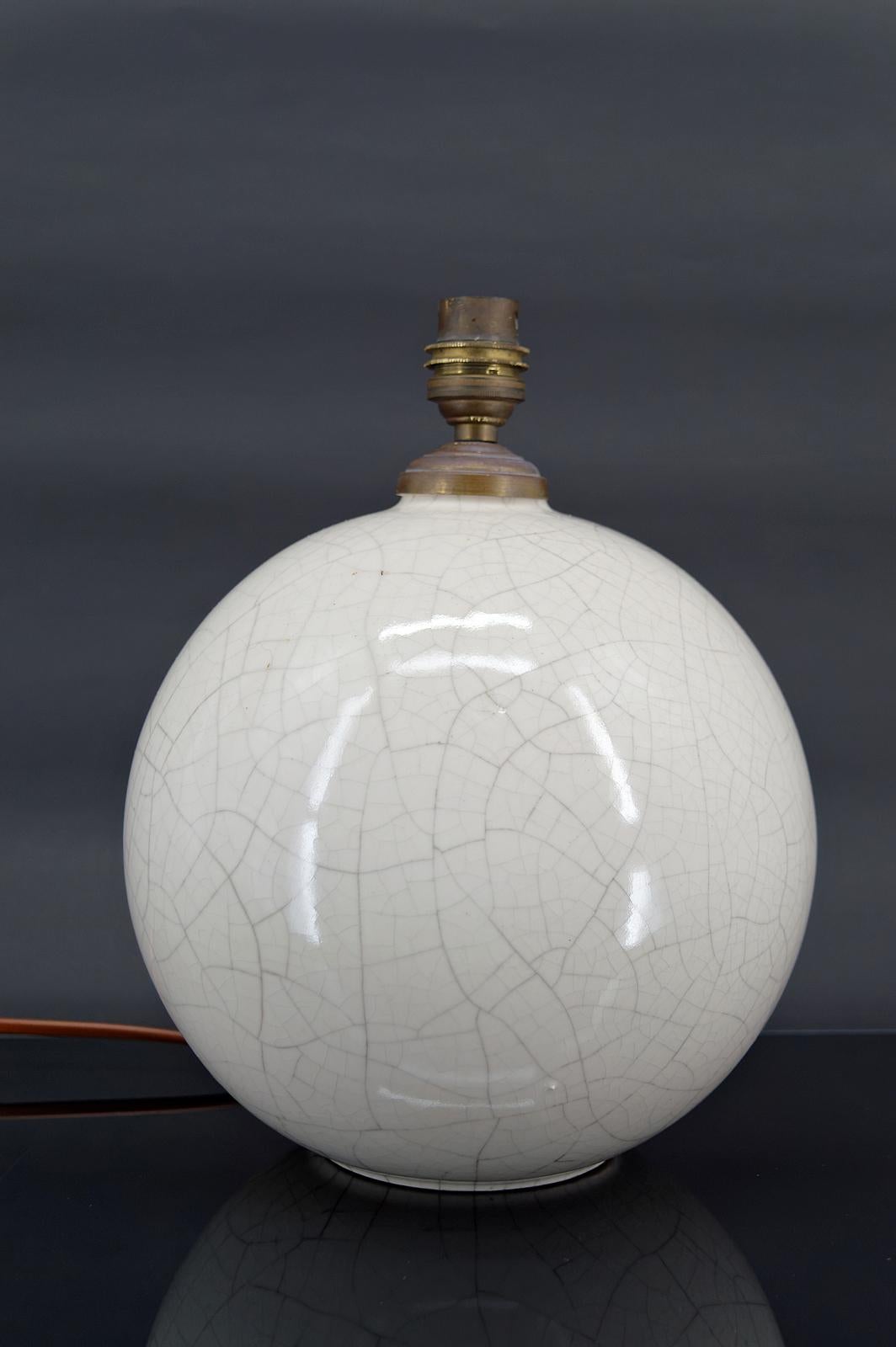 Art Deco Cracked white ball lamp, attributed to Besnard for Ruhlmann, France, circa 1920 For Sale