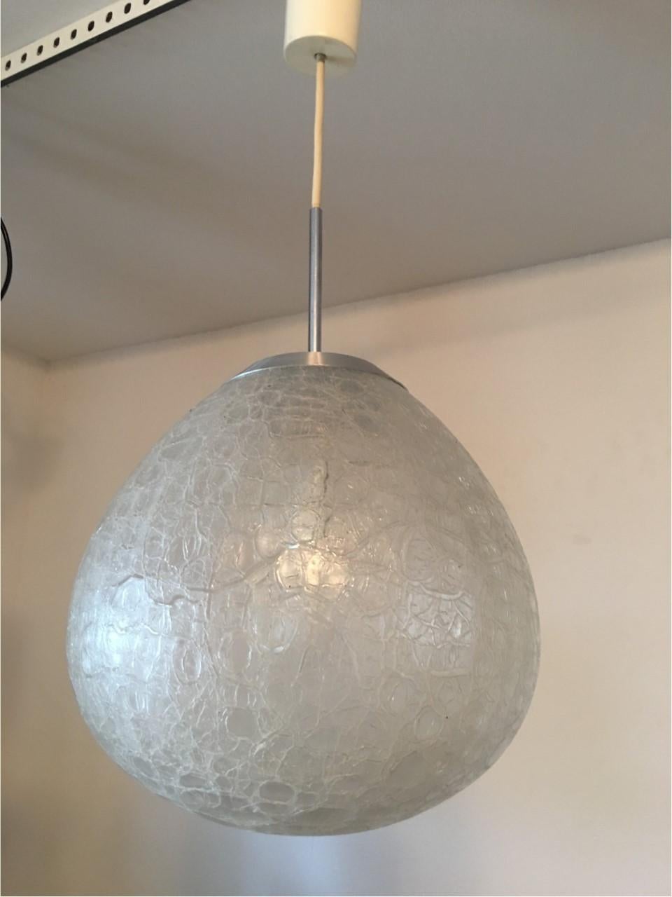 Mid-20th Century Crackle Glass Drop Shaped Pendant Lamp by Doria from the 1960s For Sale