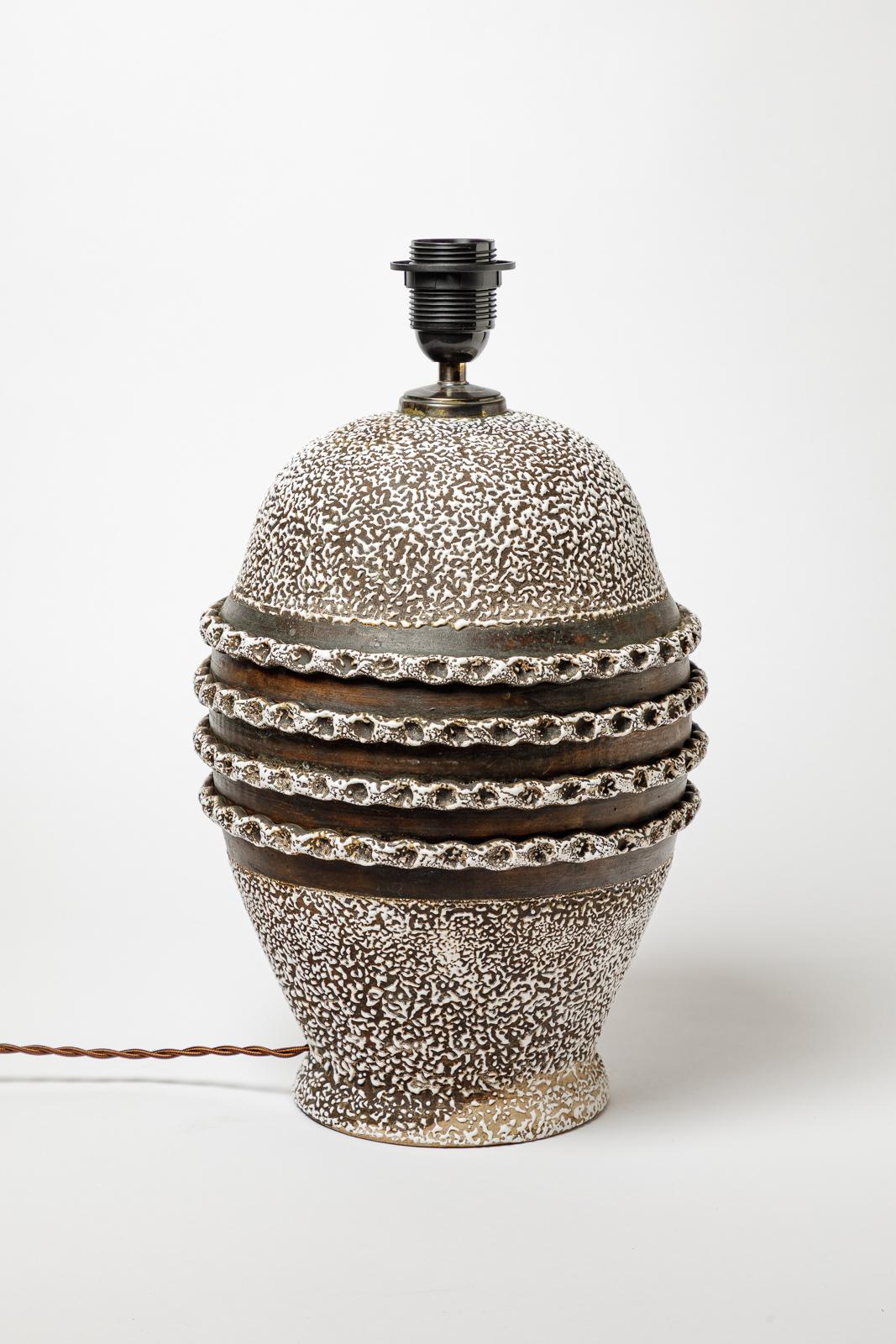 Lampe de table en céramique craquelée noire et blanche émaillée, vers 1930. Excellent état - En vente à Saint-Ouen, FR