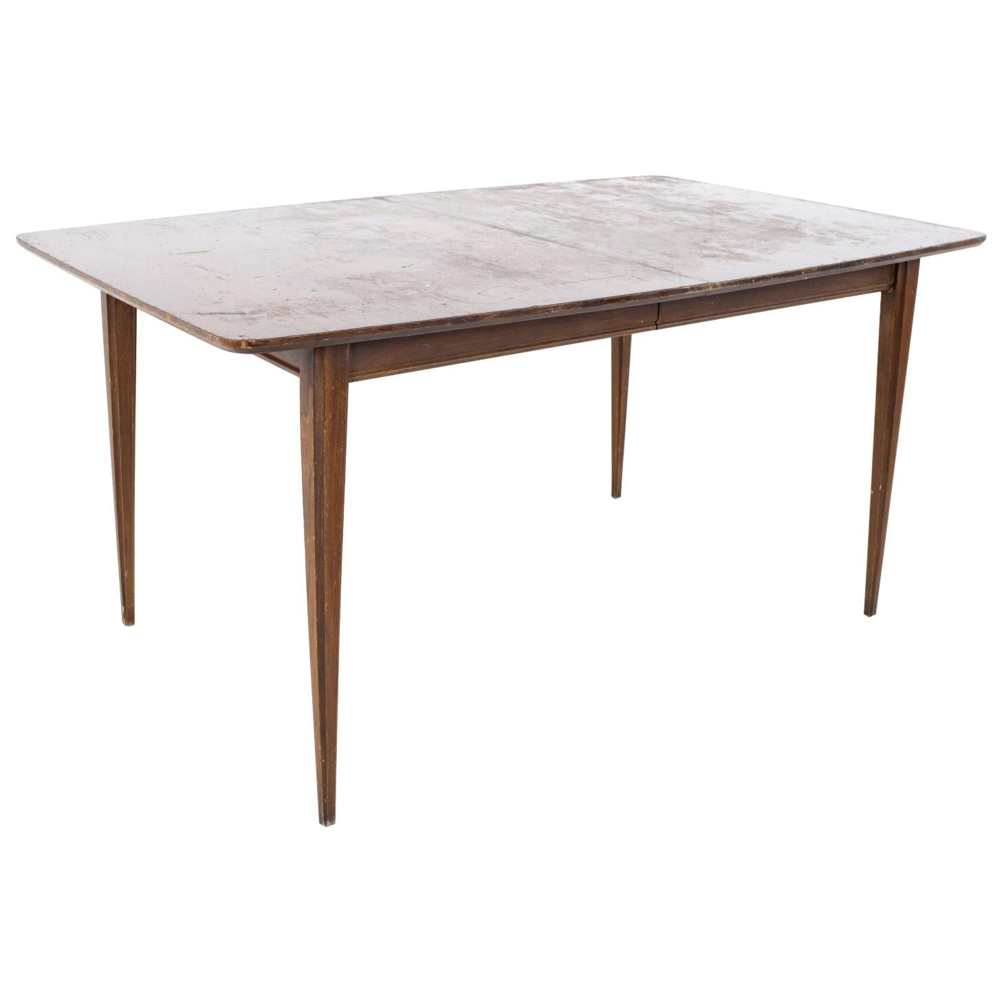 Craddock Furniture Mid Century Walnut Surfboard Dining Table For Sale