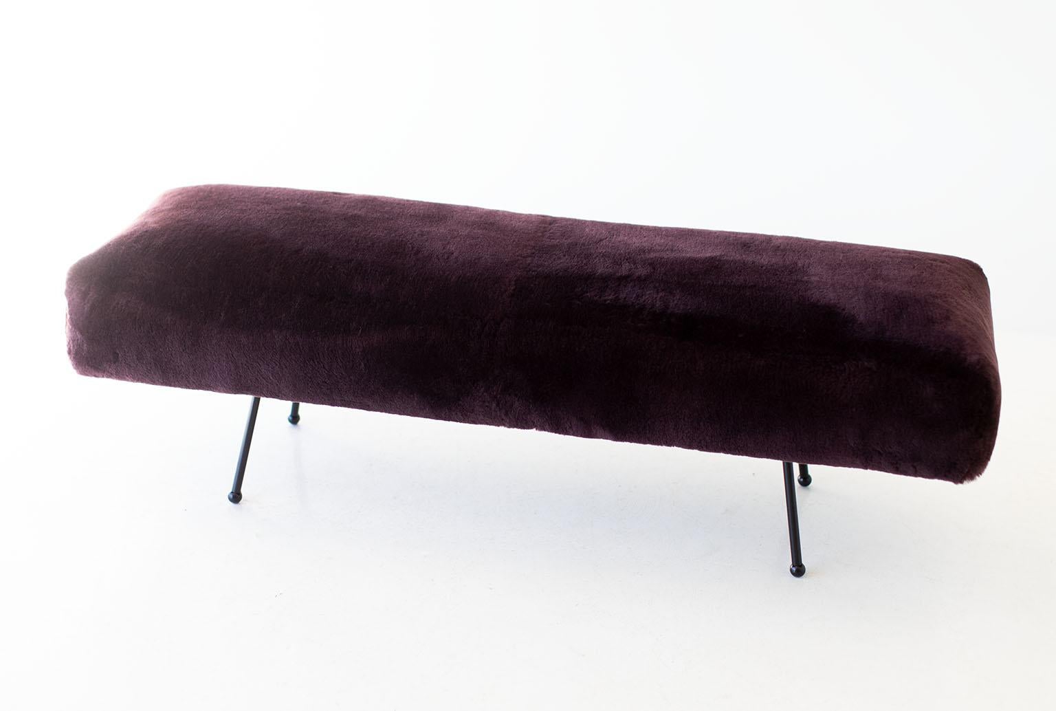 Fait main CraftAssociates Banc tapissé, Trenchard Modern Upholstered Bench, noir en vente