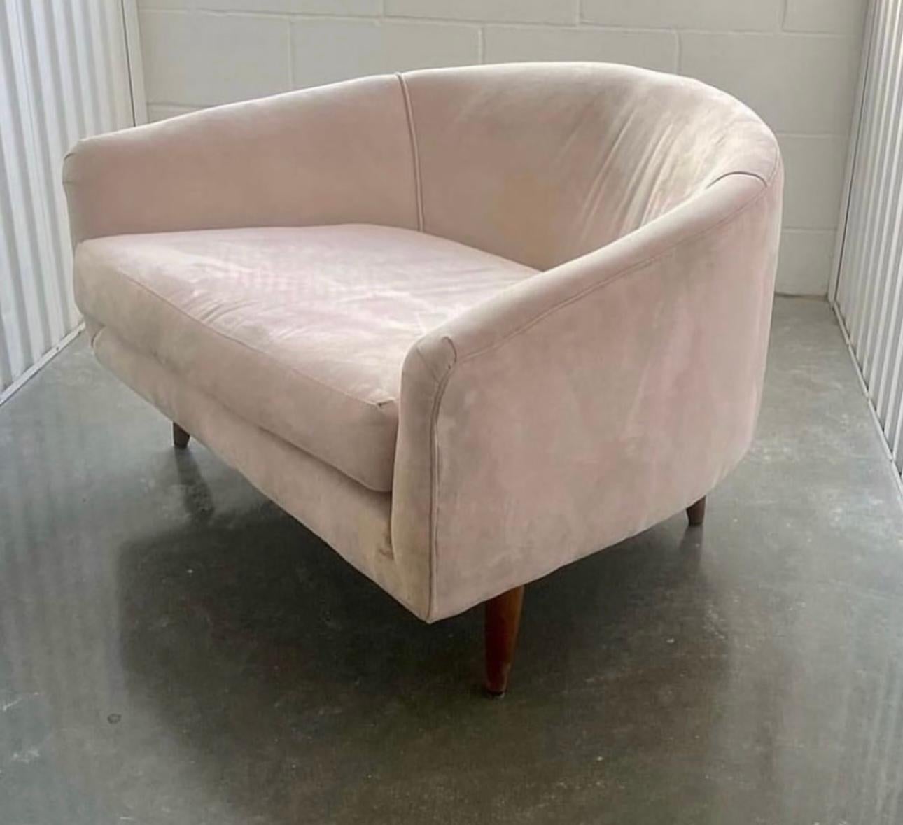 Craft Associates Adrian Pearsall Cloud Lounge Chair! 
Overall great condition. Some mild discoloration to upholstery on side as seen. 
