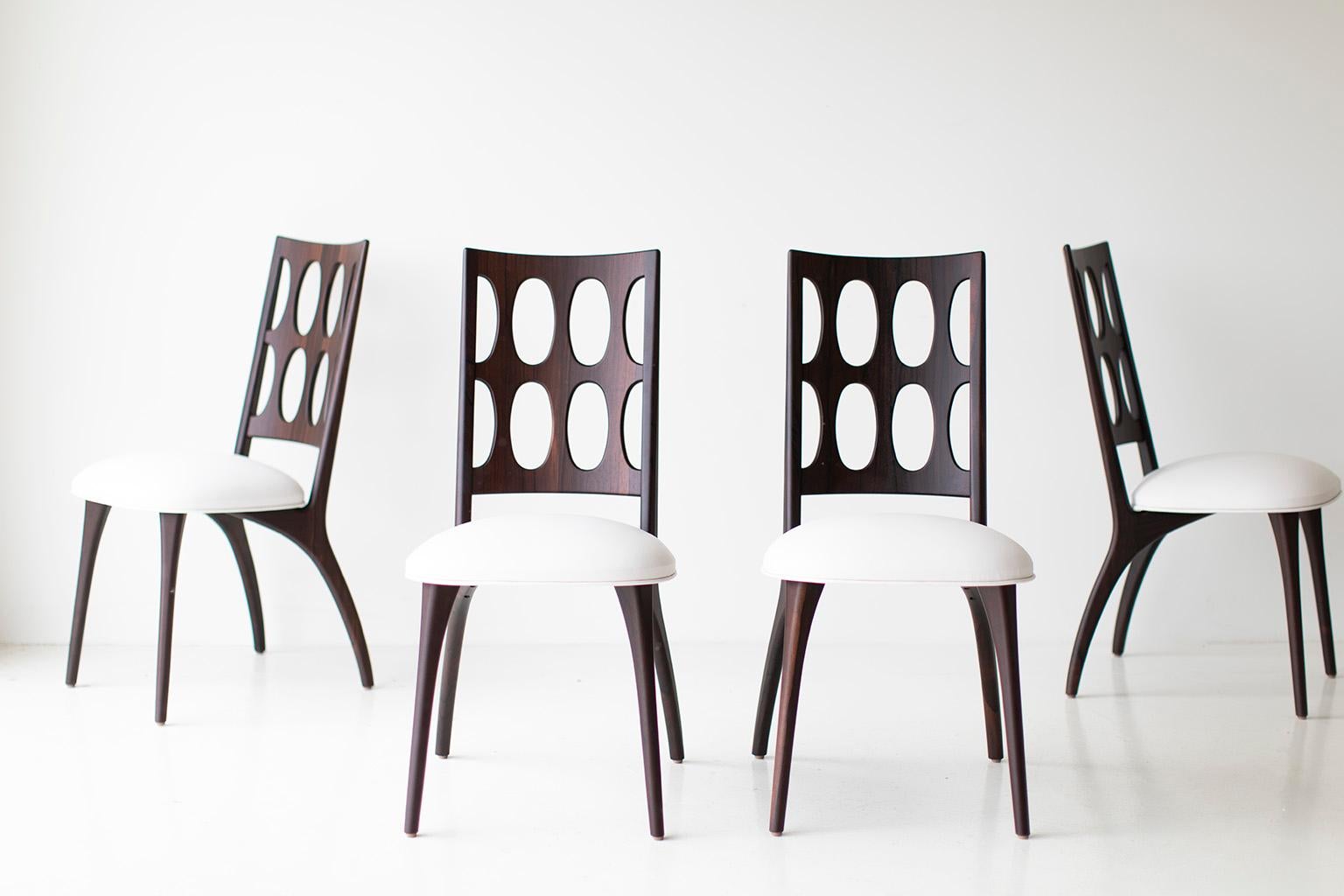 Fait main Chaises de salle à manger Craft Associates, chaises de salle à manger The Moderns Modernity en noyer, cuir en vente