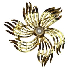 Craft Gold-Tone Stylized Flower Brooch with Simulated Pearl Center, 1960s