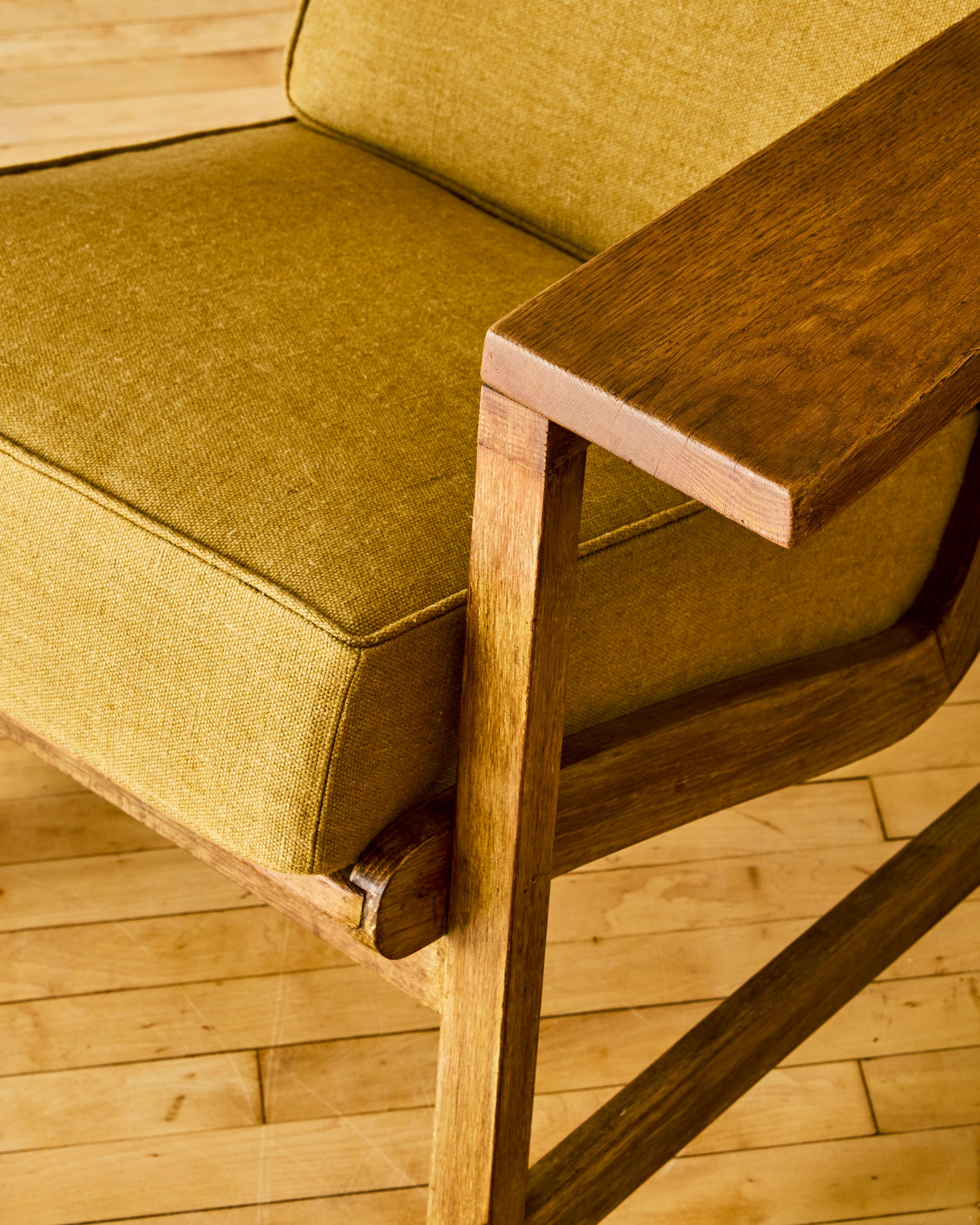 Craft Movement Wood Lounge Chair For Sale 1