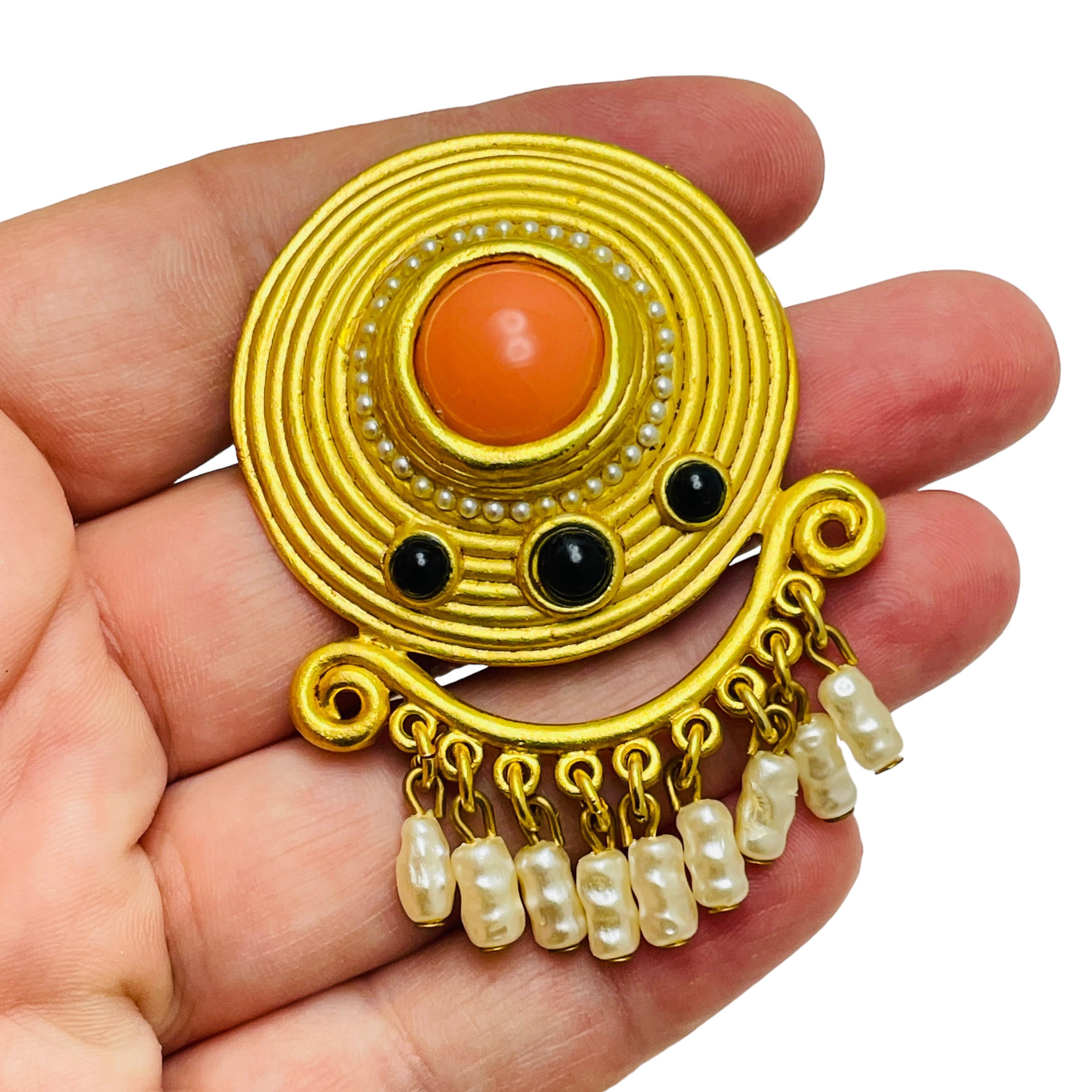 Women's CRAFT signed gold tone pearl coral designer brooch For Sale