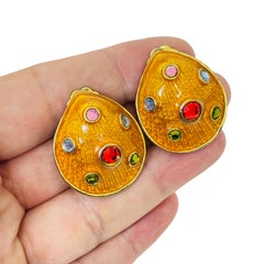 Pendientes de diseño CRAFT, vintage, con conchas, esmalte dorado y pedrería, firmados