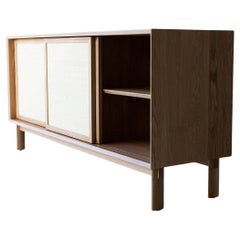 CraftAssociates Schrank, Peabody Dreitüriger Schrank mit Schilfrohrfront aus Schilfrohr, Schilfrohr