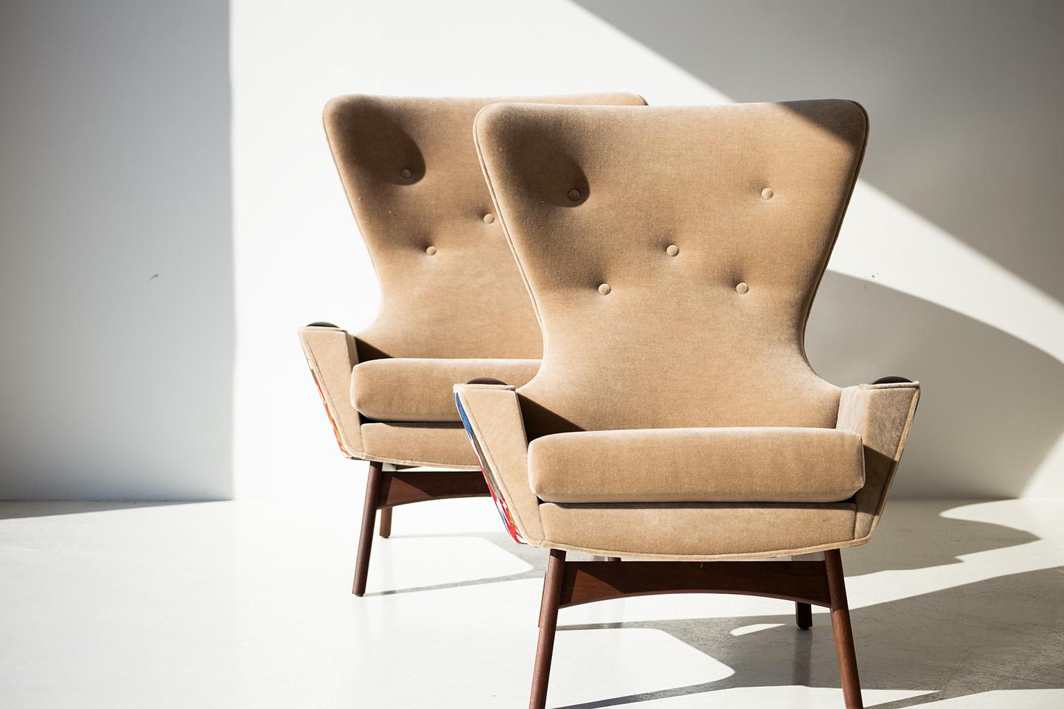 Americano CraftAssociates Sedie, Sedie da salotto moderne floreali, Wingback, Mohair in vendita