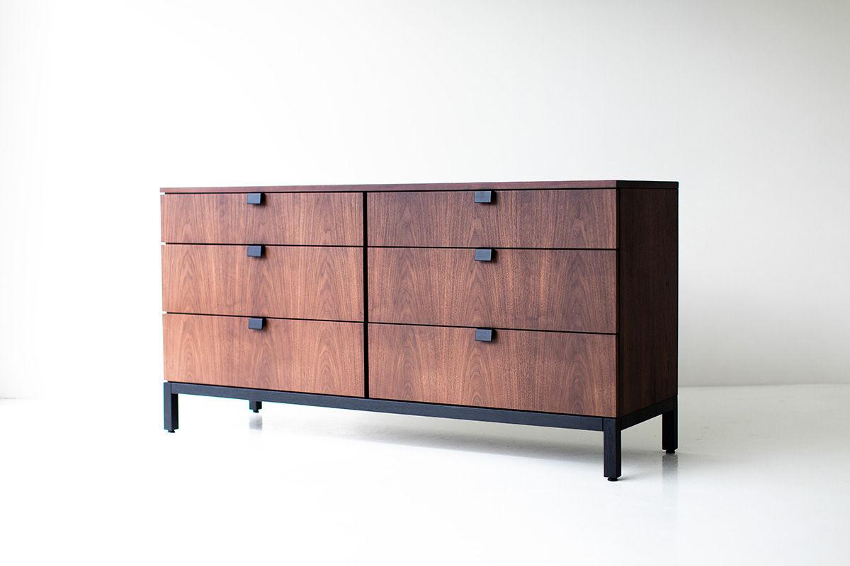 CraftAssociates Chest, Milo Baughman Chest, Walnut, 6 Drawer, Modern

The Milo Baughman 6 Drawer Chest for Craft Associates® Furniture is expertly crafted. These are a licensed reintroduction from Craft Associates. This piece is shown in a solid