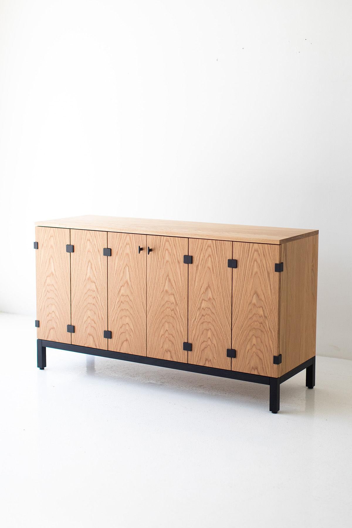 CraftAssociates Credenzas, Milo-Baughman Modern Credenza, Maple

The Milo Baughman Credenza for Craft Associates® Furniture is expertly crafted. This piece can be customized in size, wood species for door and legs and custom lacquer finish for the