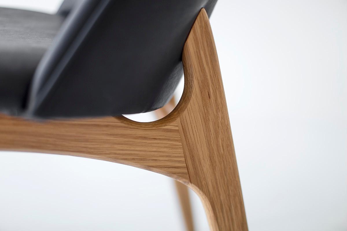 Américain CraftAssociates Chaise de salle à manger, Craft Scoop Chaise d'appoint pour salle à manger, cuir Oak Oak blanc en vente