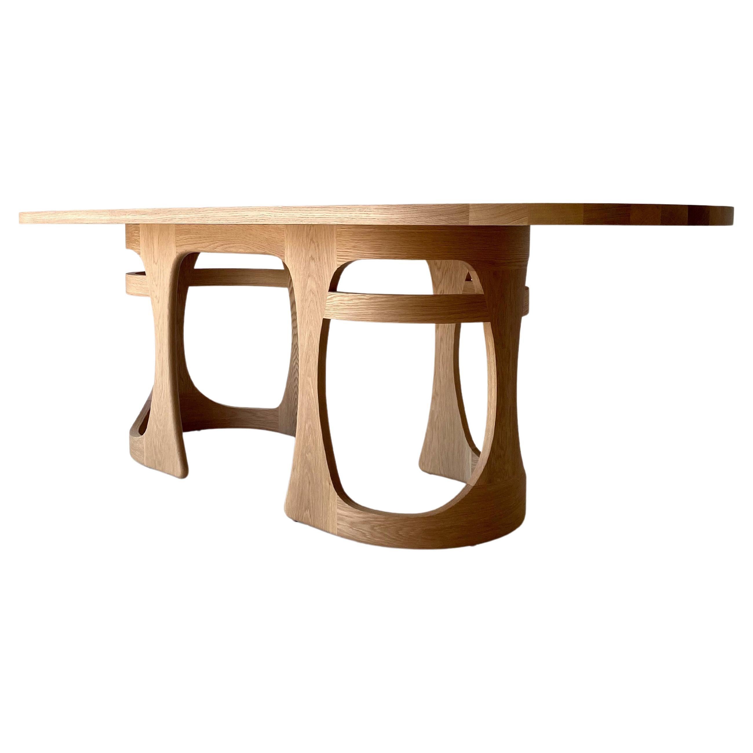 Esstisch von CraftAssociates, moderner Esstisch aus Eiche, Barricas-Kollektion