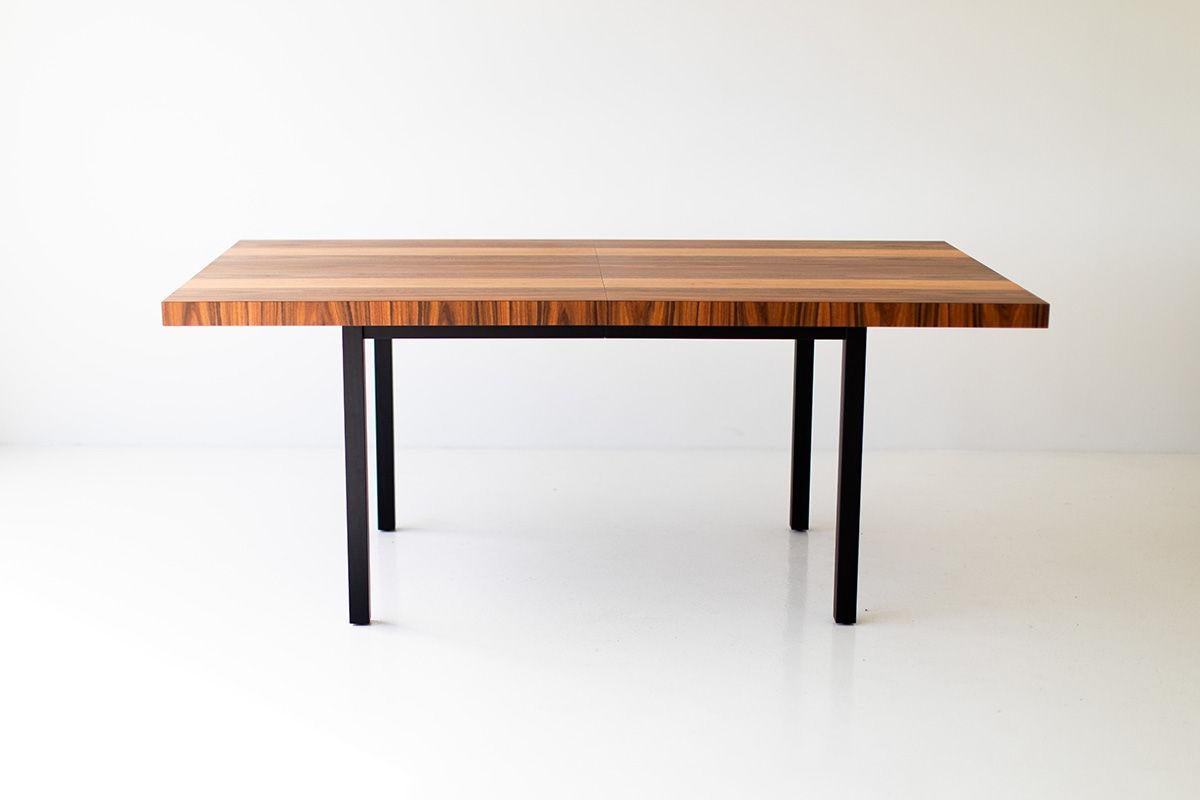 XXIe siècle et contemporain Tables de salle à manger CraftAssociates, table de Milo Baughman, plateau rayé en vente