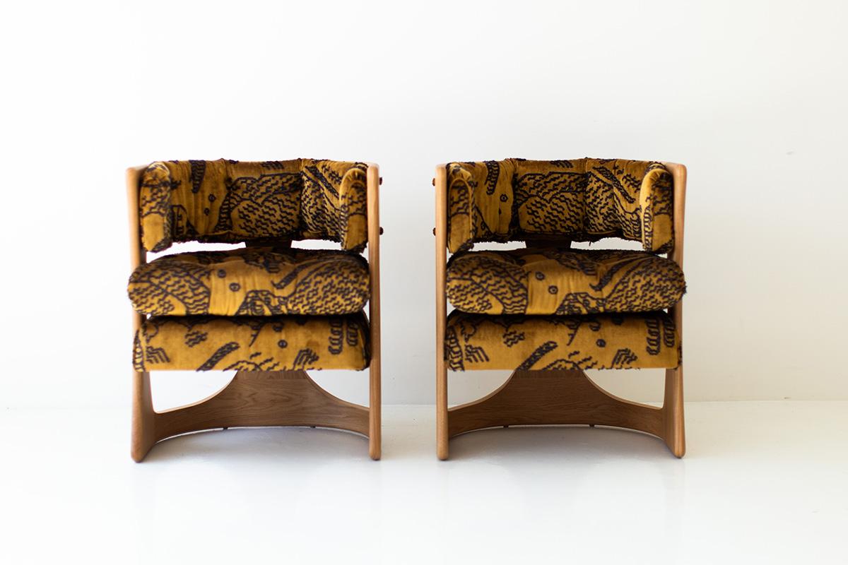 Tissu Chaises de salle à manger CraftAssociates, chaises de salle à manger Barricas modernes en chêne, tapissées en vente
