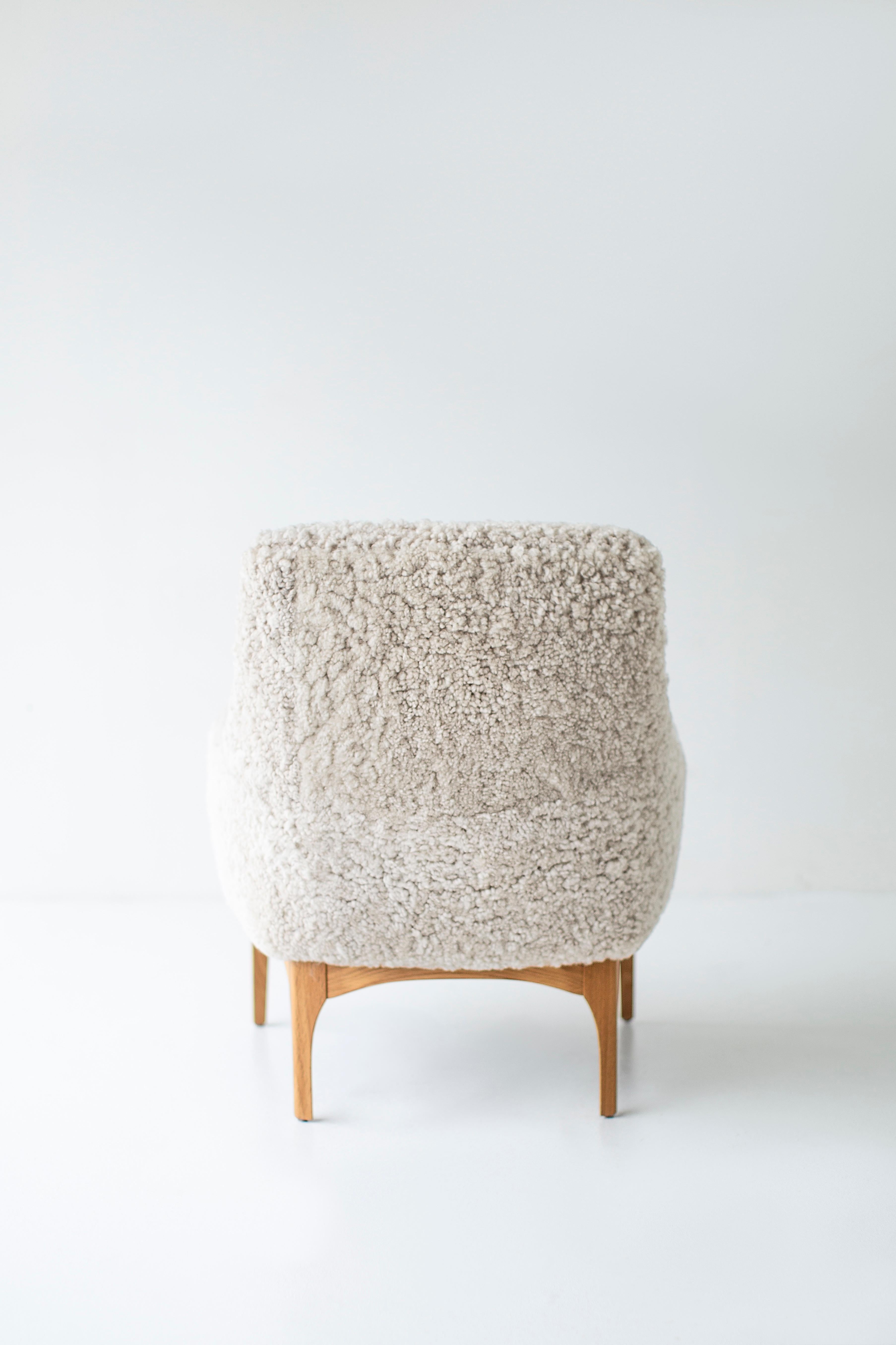 CraftAssociates Loungesessel, Nantucket Modern Lounge Chair, Eiche Shearlin weiß (amerikanisch) im Angebot