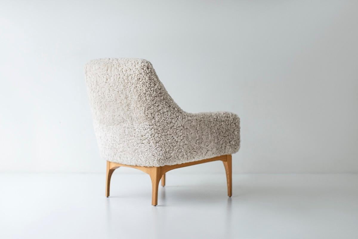 CraftAssociates Loungesessel, Nantucket Modern Lounge Chair, Eiche Shearlin weiß im Angebot 1