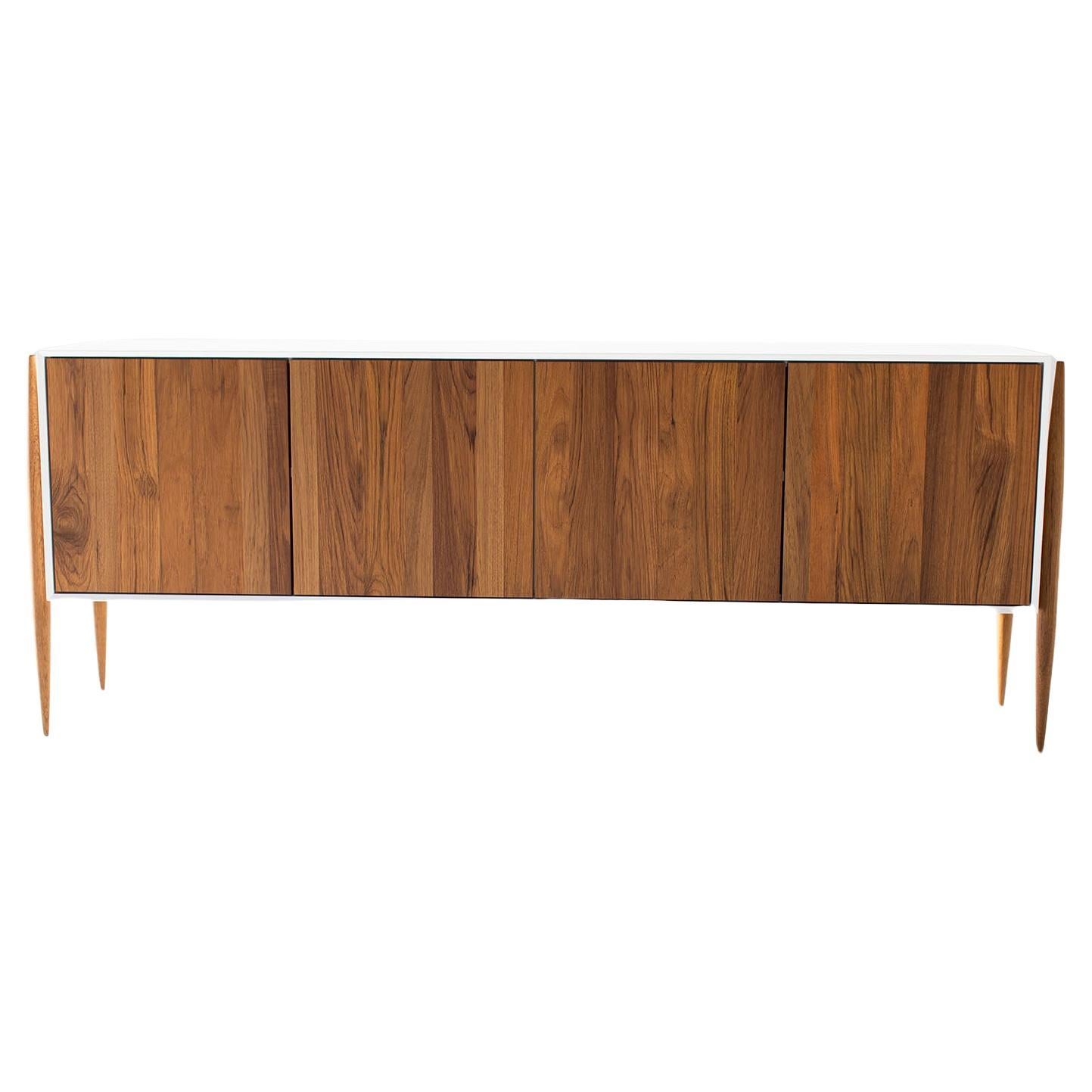 Enfilade moderne en teck cambré CraftAssociates