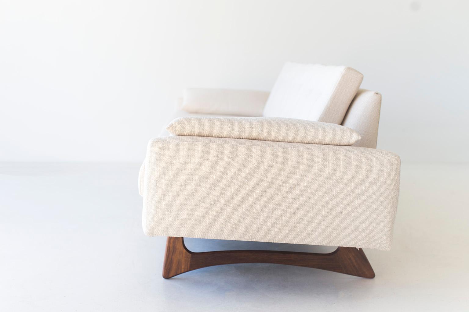 Tissu d'ameublement Sofa CraftAssociates, canapé moderne flottant, milieu de siècle en vente