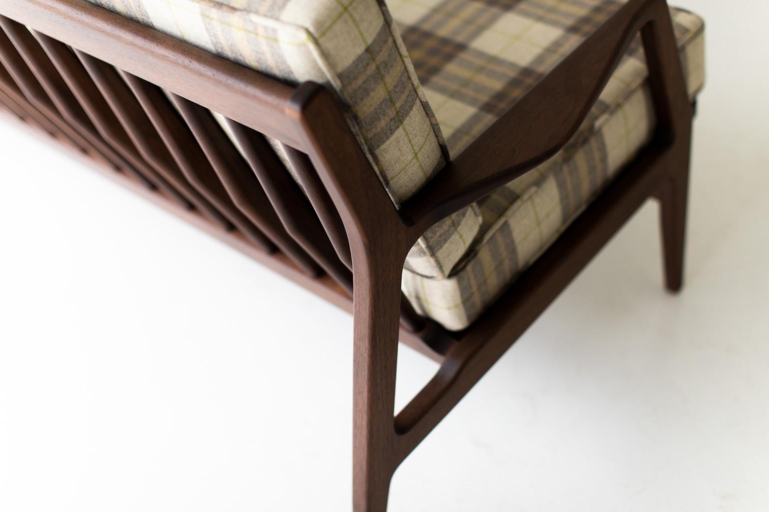 CraftAssociates Sofa, Peabody Danish Modern Sofa, Walnut, Slatted  In New Condition For Sale In Oak Harbor, OH