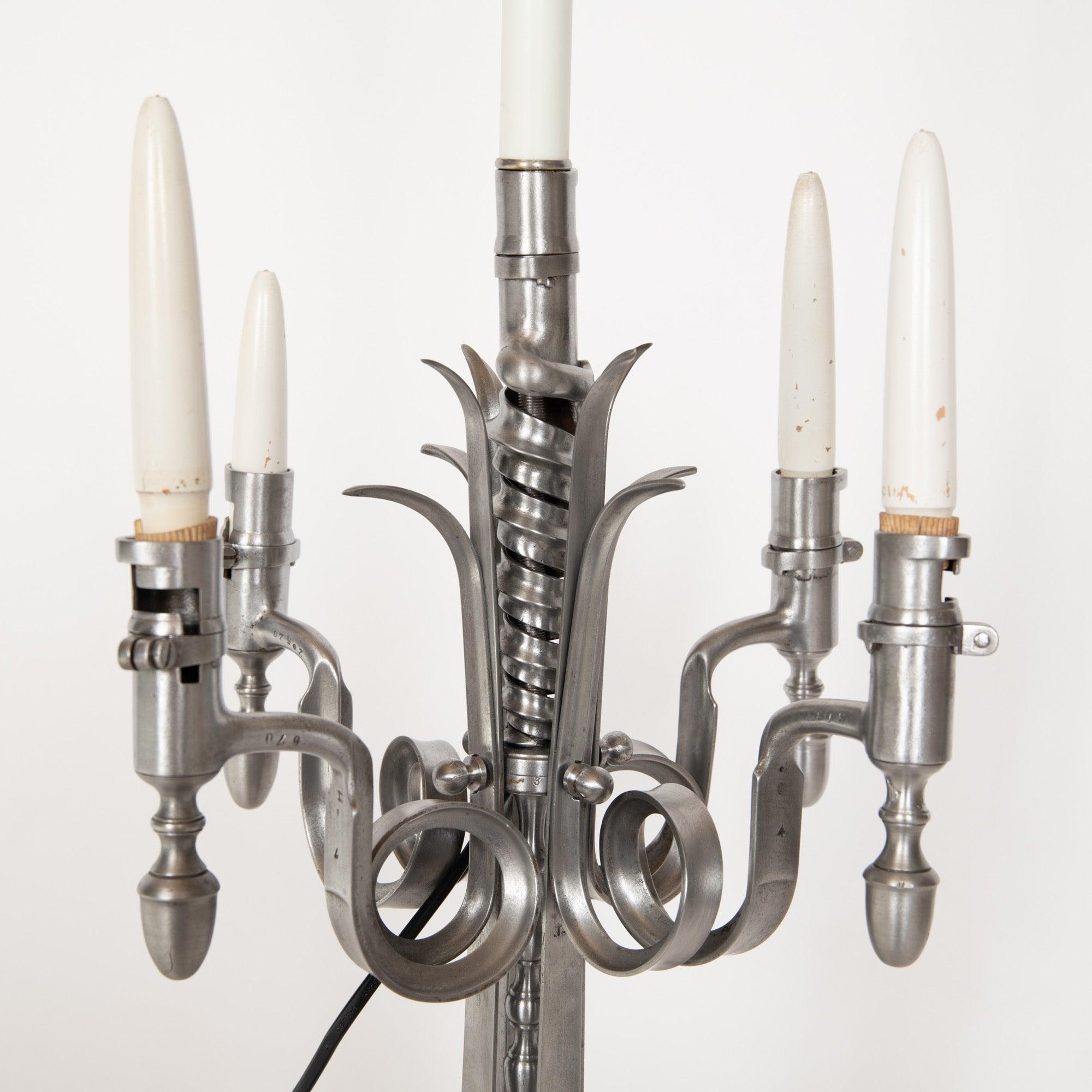 Chandelier artisanal à baïonnette