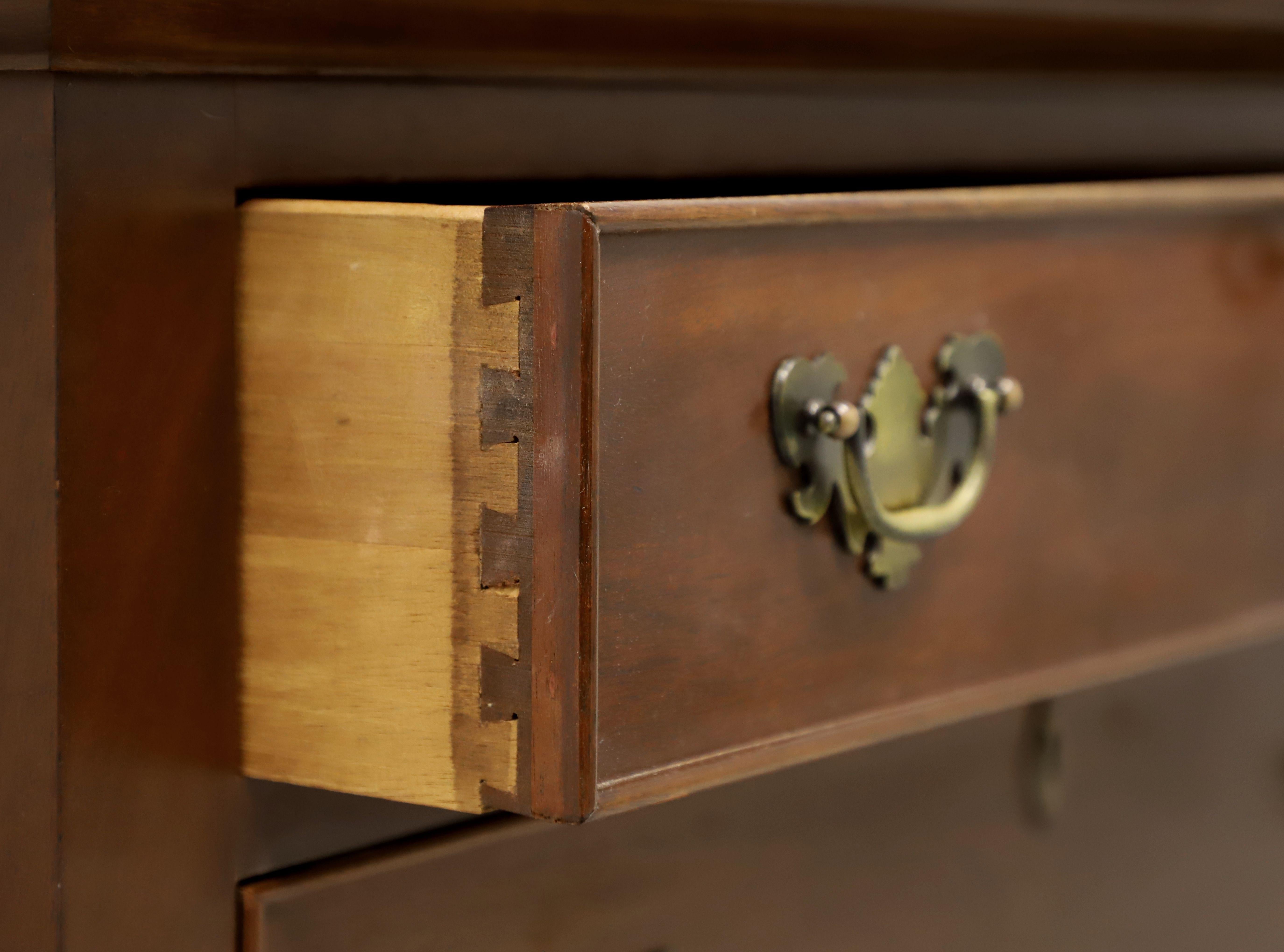 CRAFTIQUE Solid Mahogany Chippendale Double Dresser 5