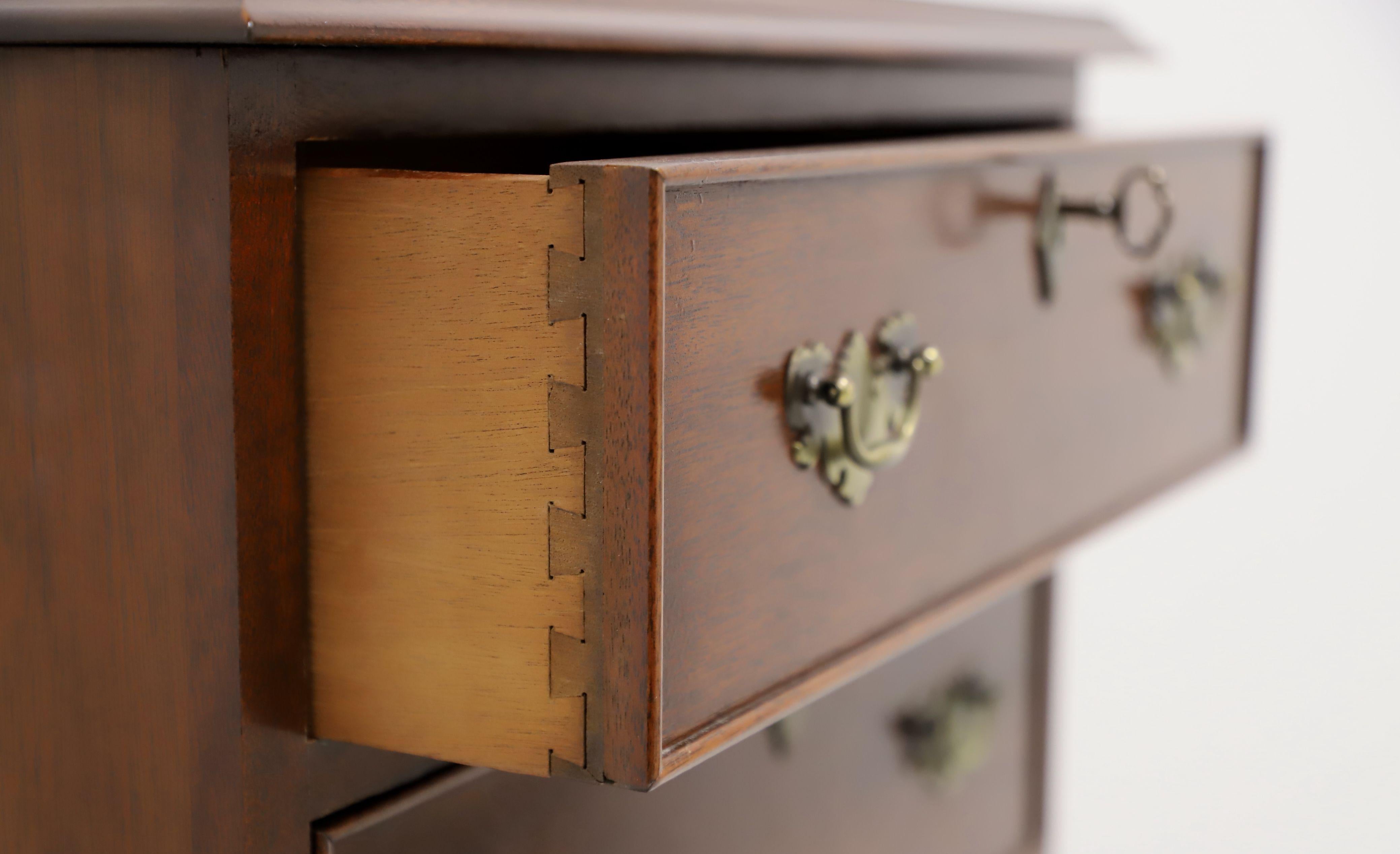 CRAFTIQUE Solid Mahogany Chippendale Semainier Lingerie Chest with Ogee Feet For Sale 3